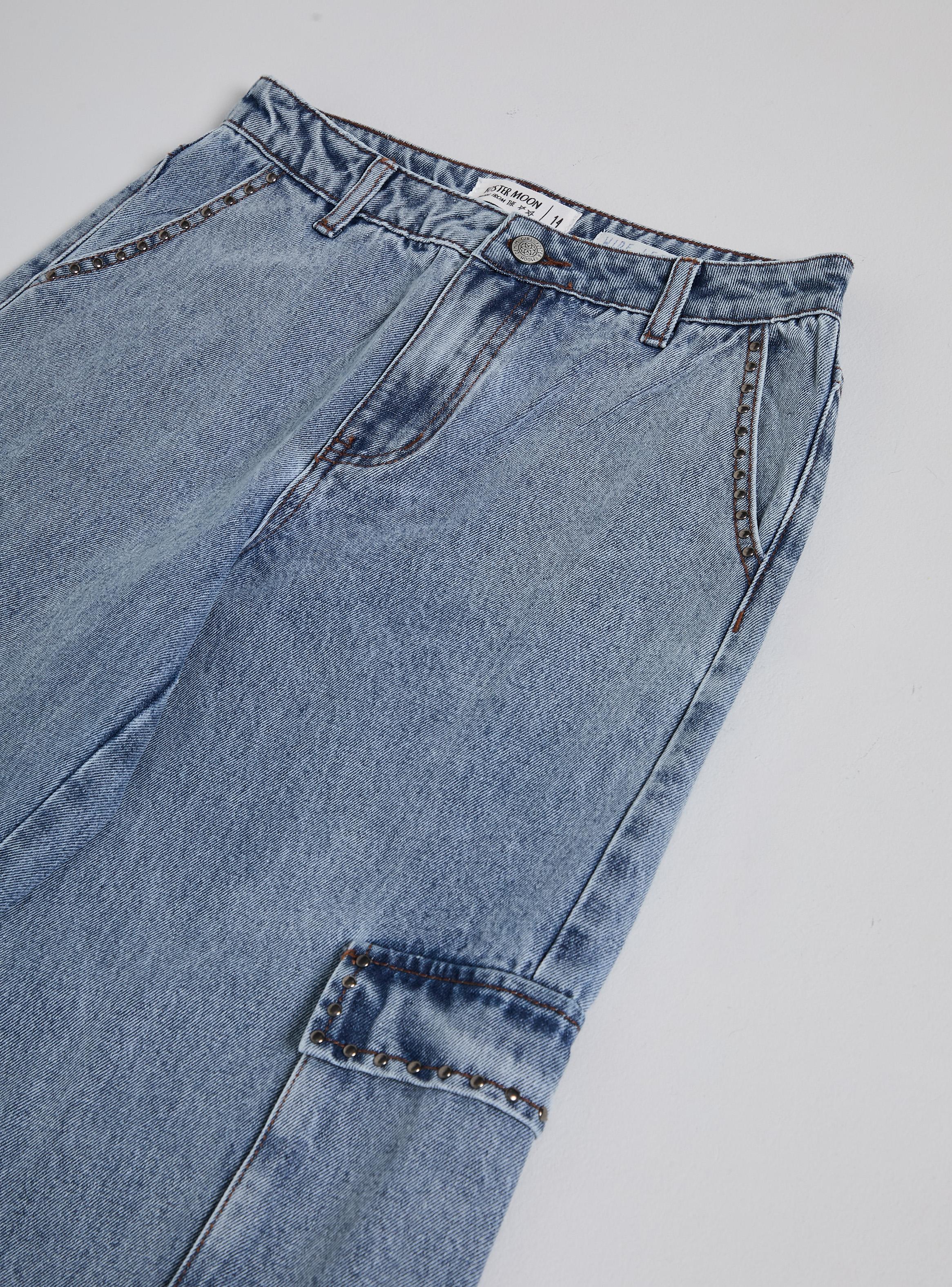 Jeans Cargo con Detalle Tachas-3