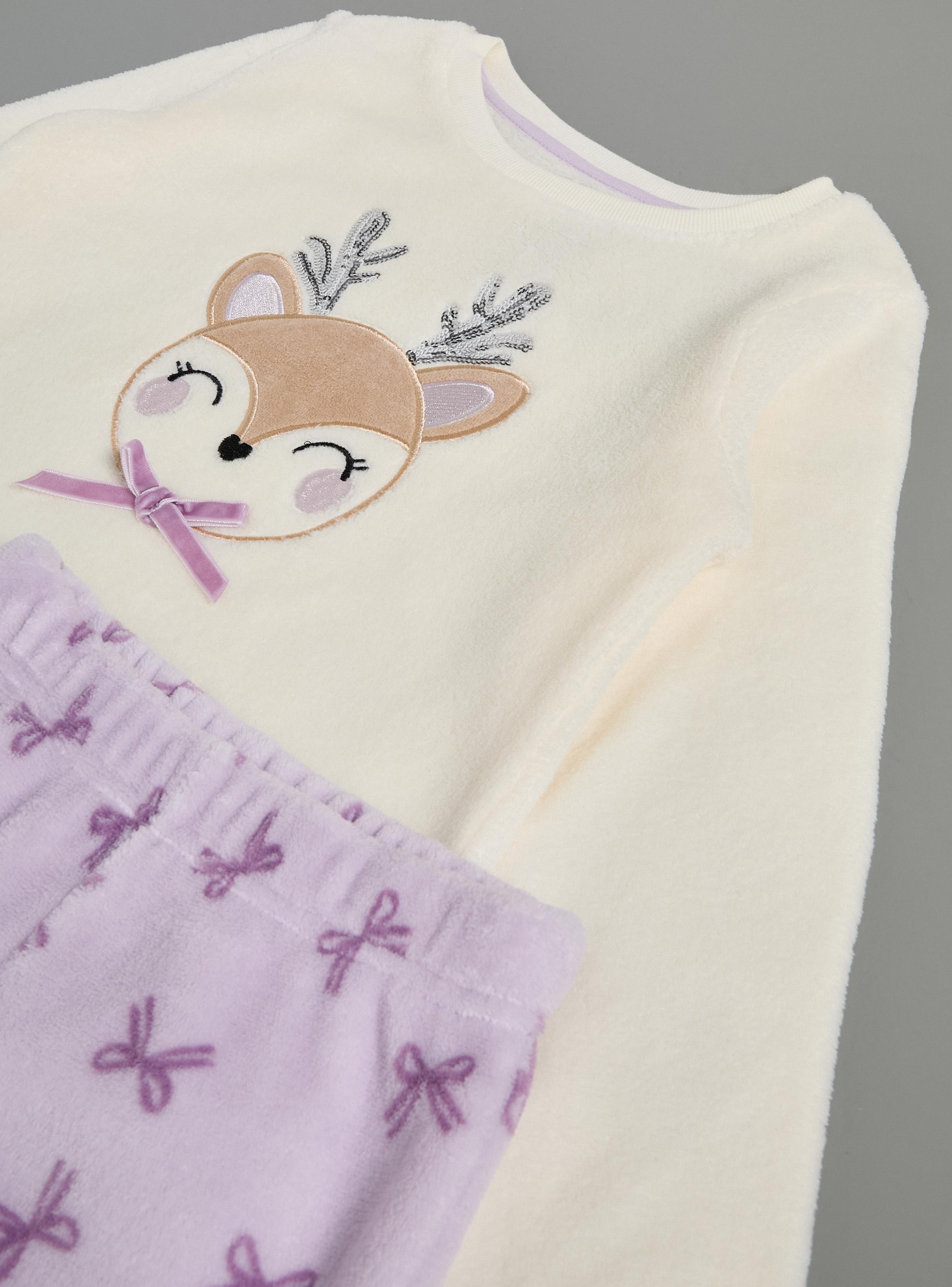 Pijama con Aplicación Bordada Coral Fleece-3