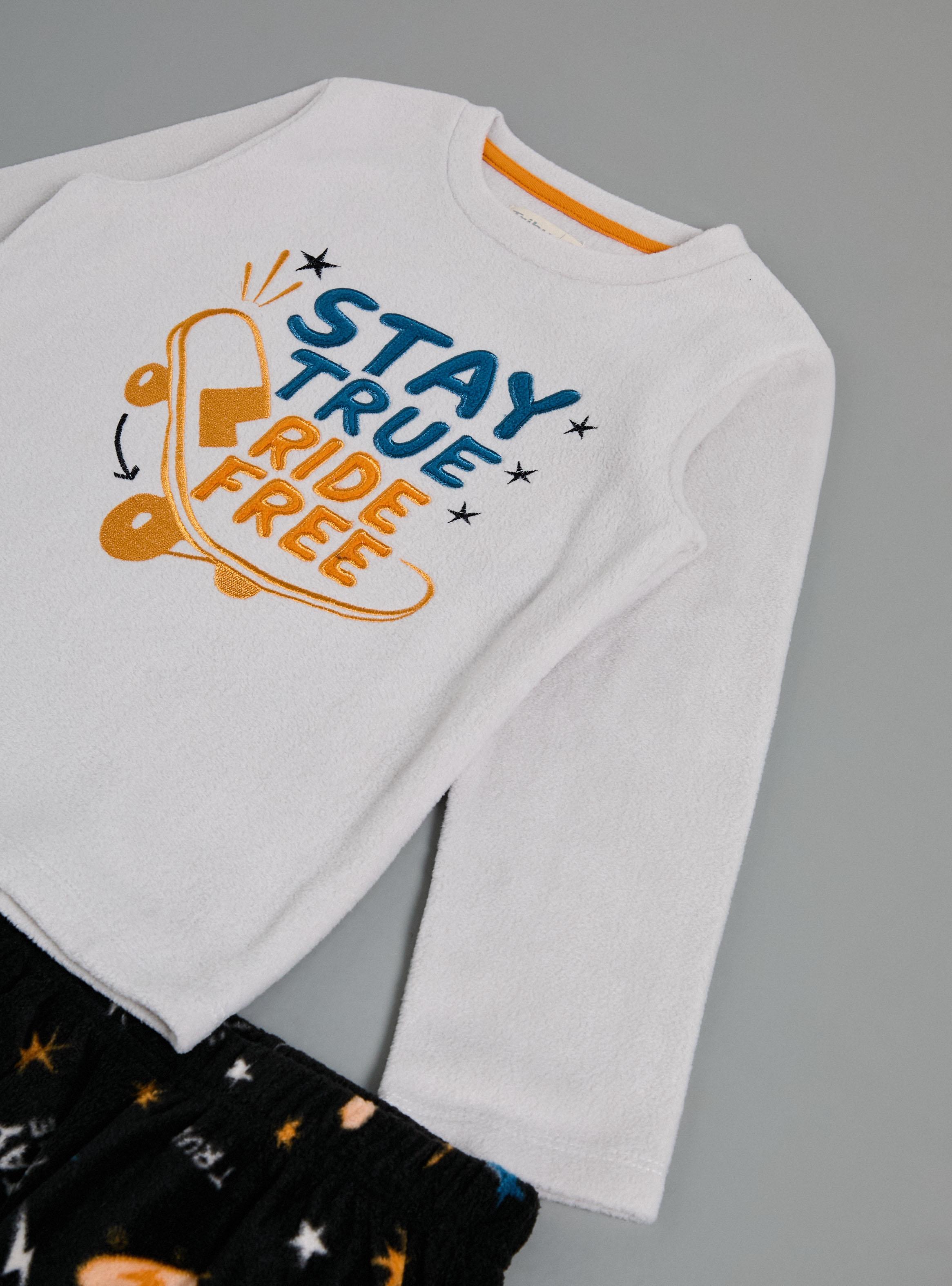 Pijama Polar con Top Aplicación Bordado-3