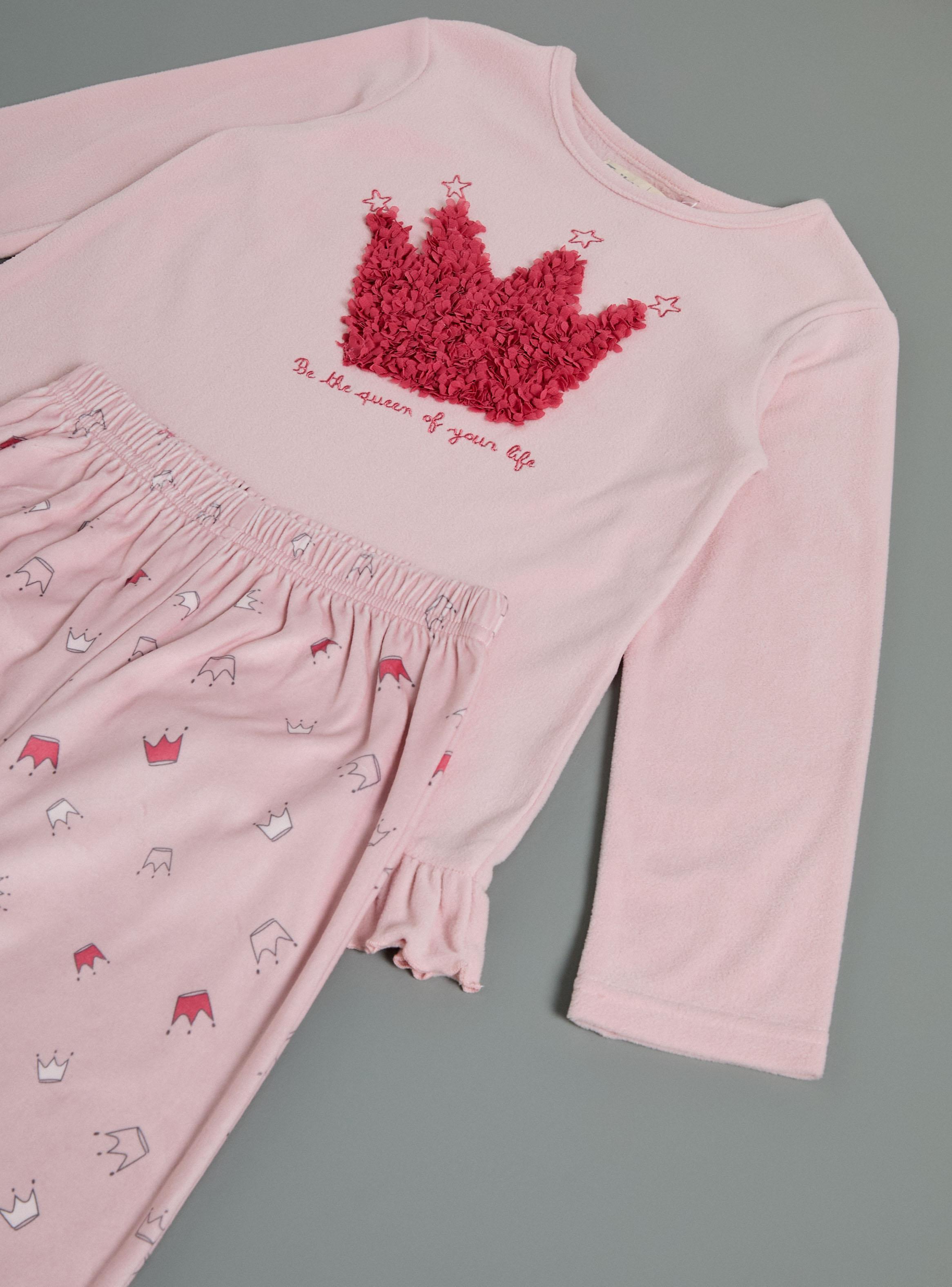 Pijama Bordado y Vuelos de Velour-3