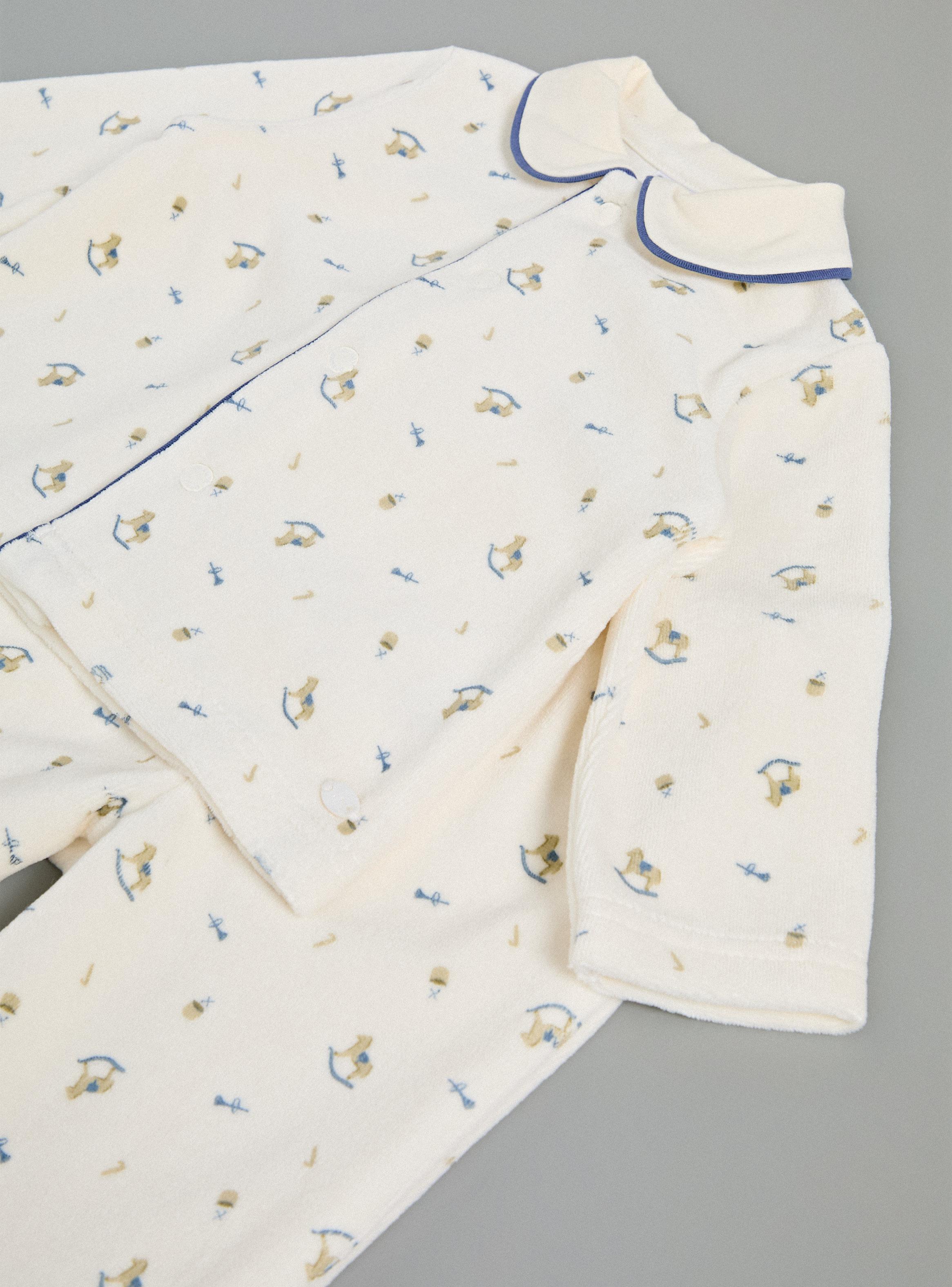 Conjunto Estampado Caballitos y Piping a Tono-3