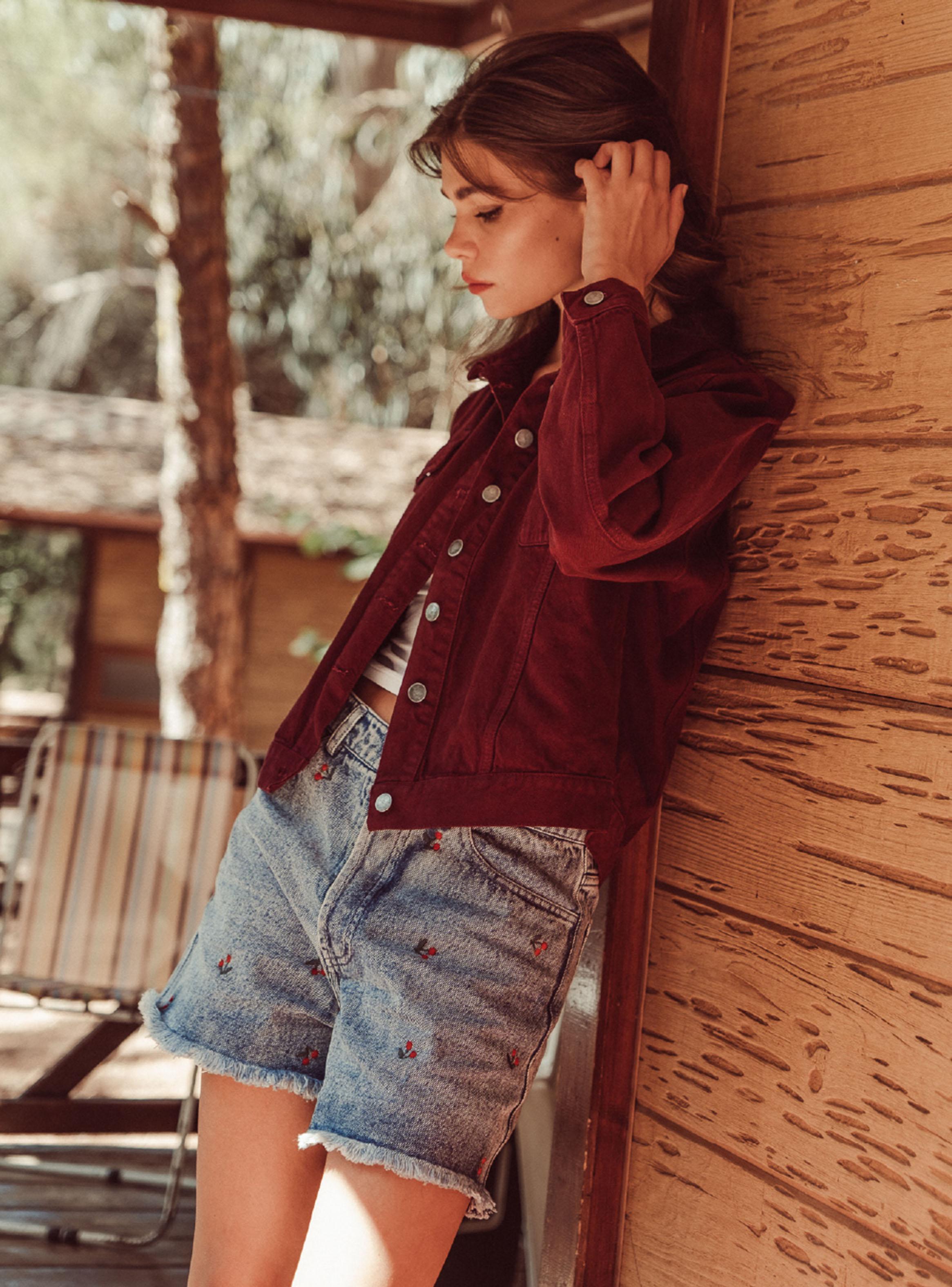 Short Graphite Cherry-3