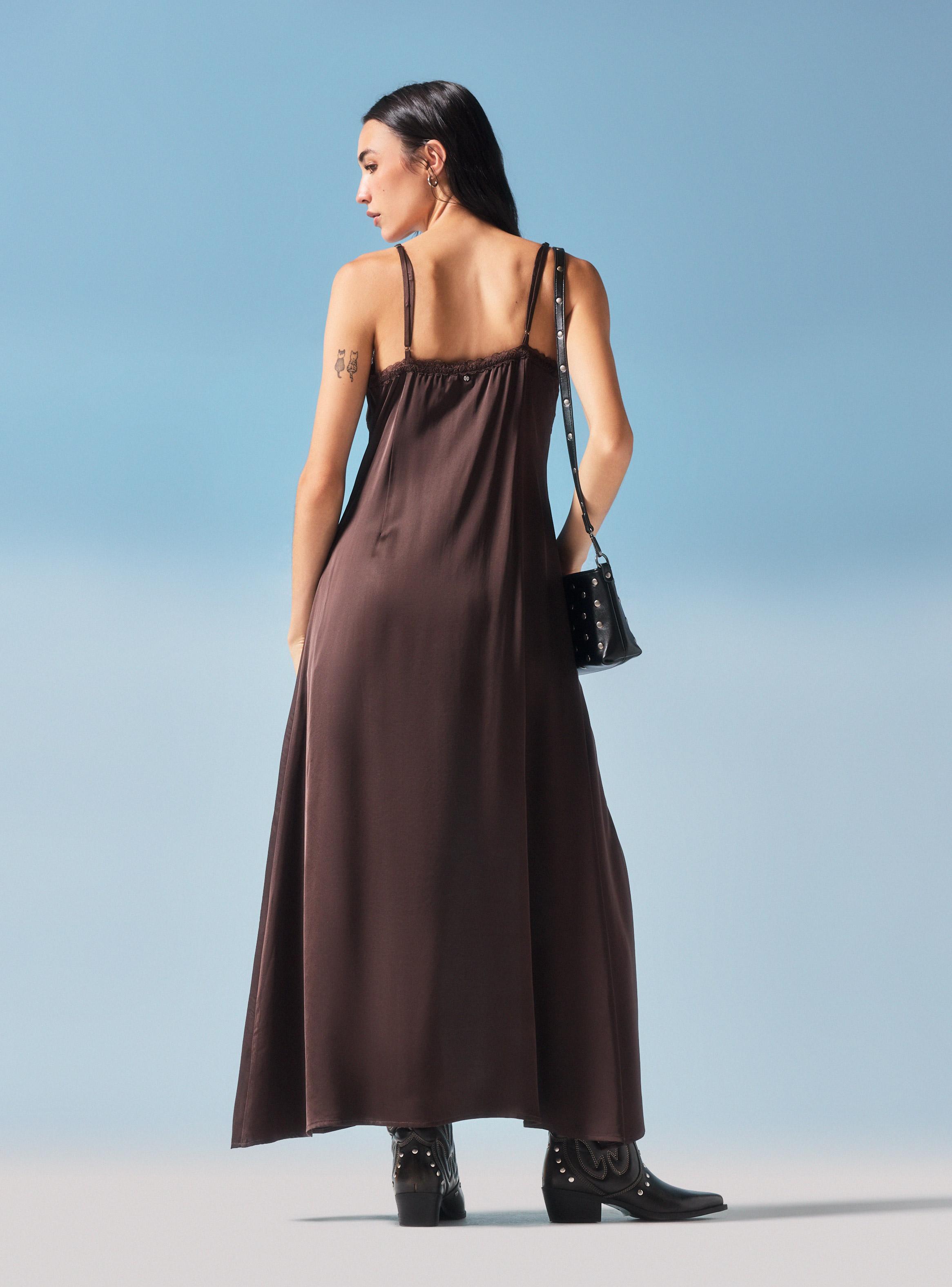 Vestido Largo con Encaje-5