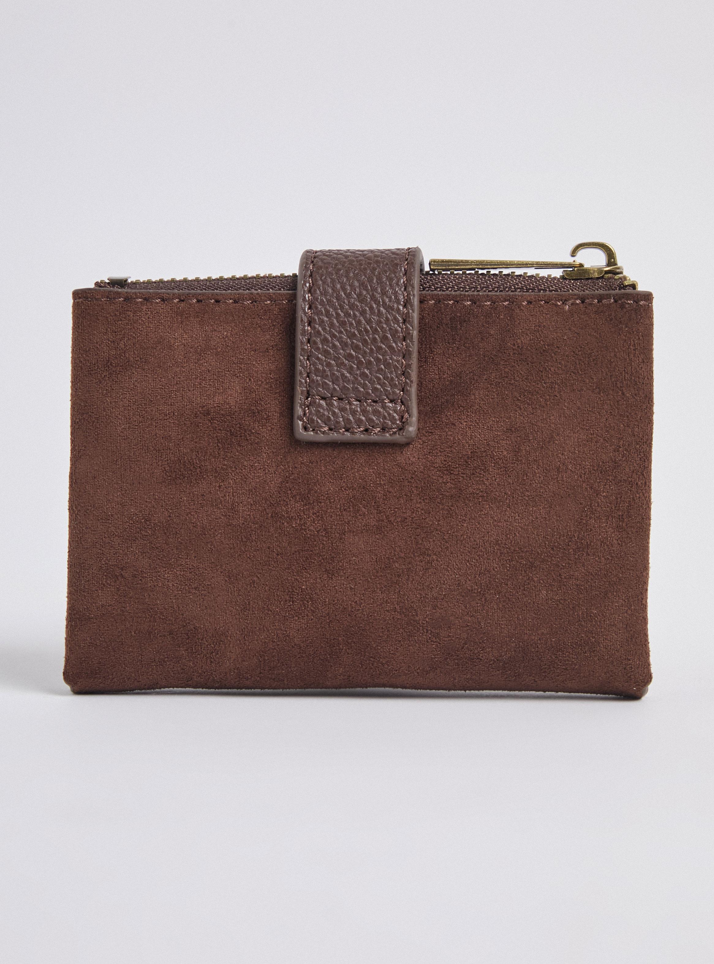 Billetera Aplicación Tachas y Corazones-3