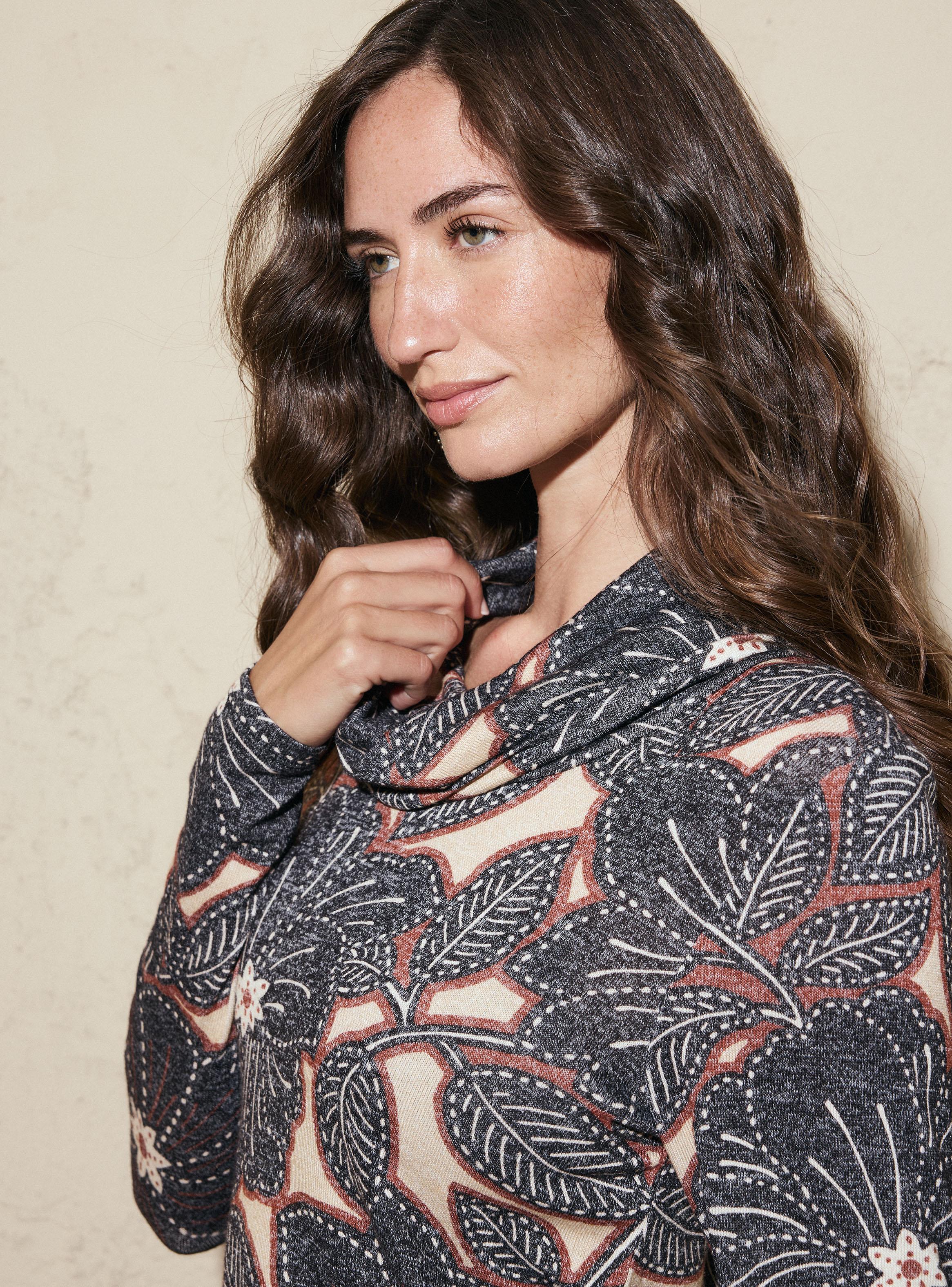 Polera Print Florales Motivos Grandes-2