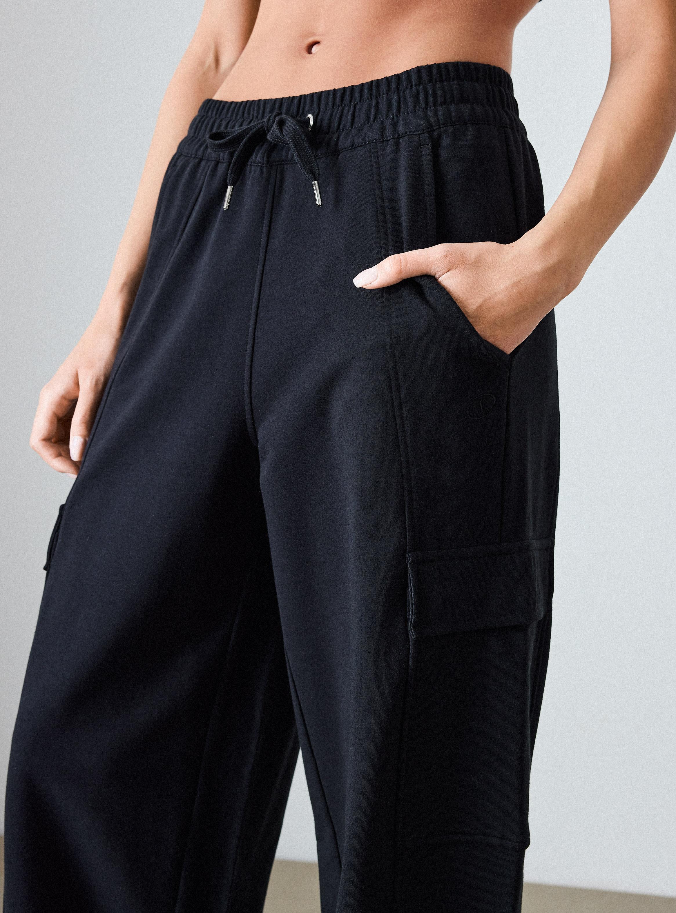 Pantalón de Buzo Wide Leg Cargo-2