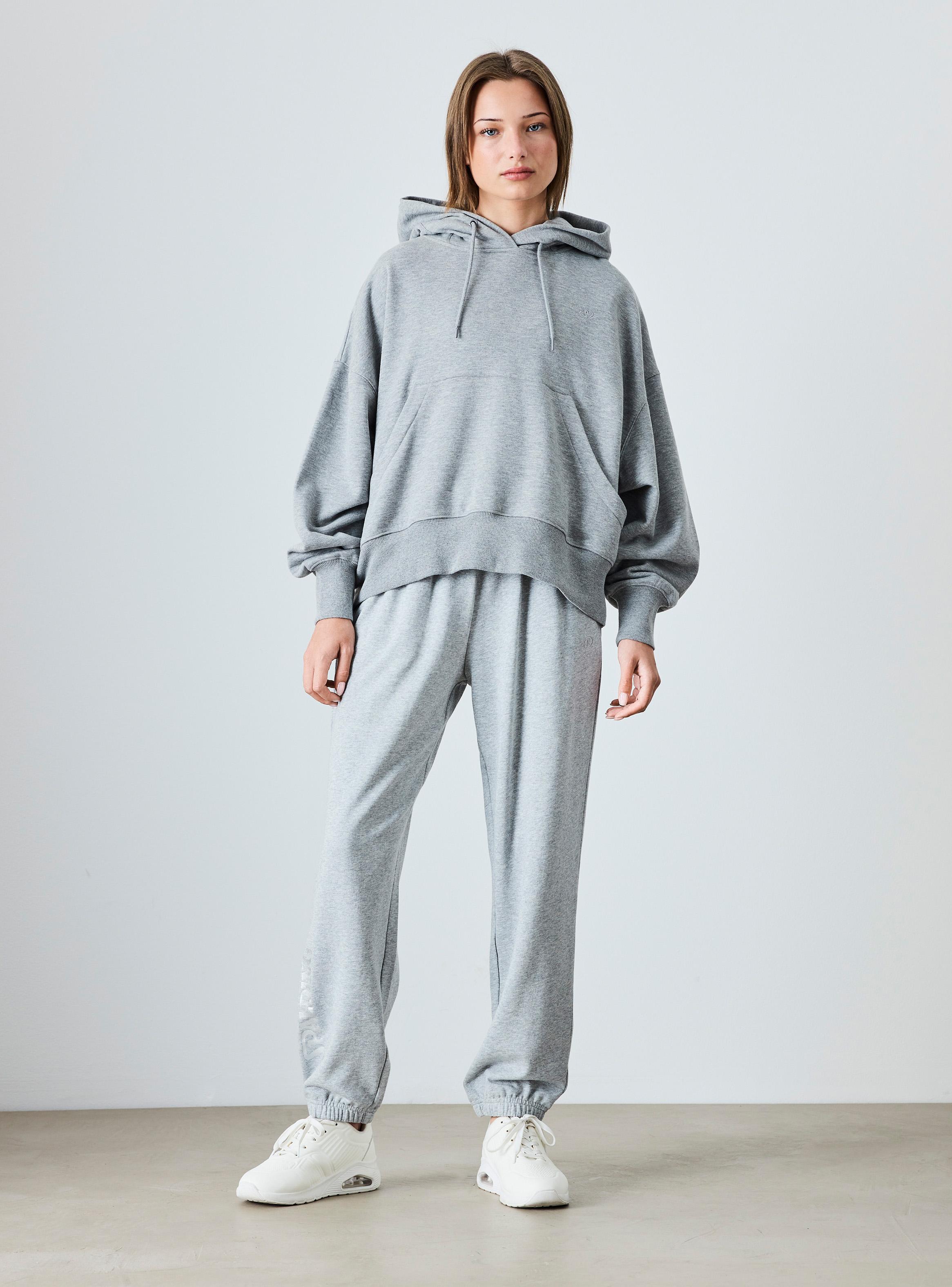 Polerón Oversize con Capucha-4