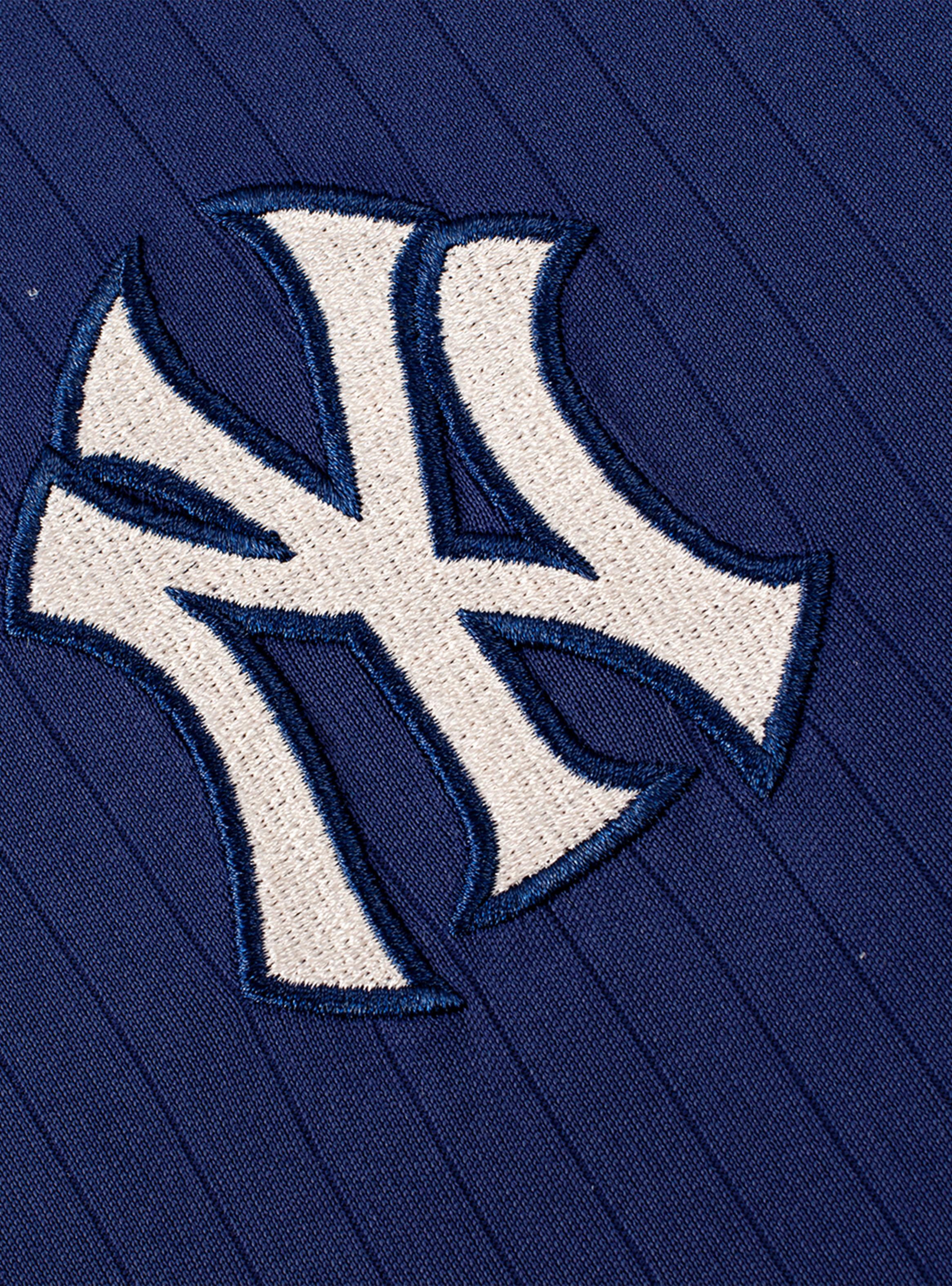 Polera Front Embroidery Logo Regular-4