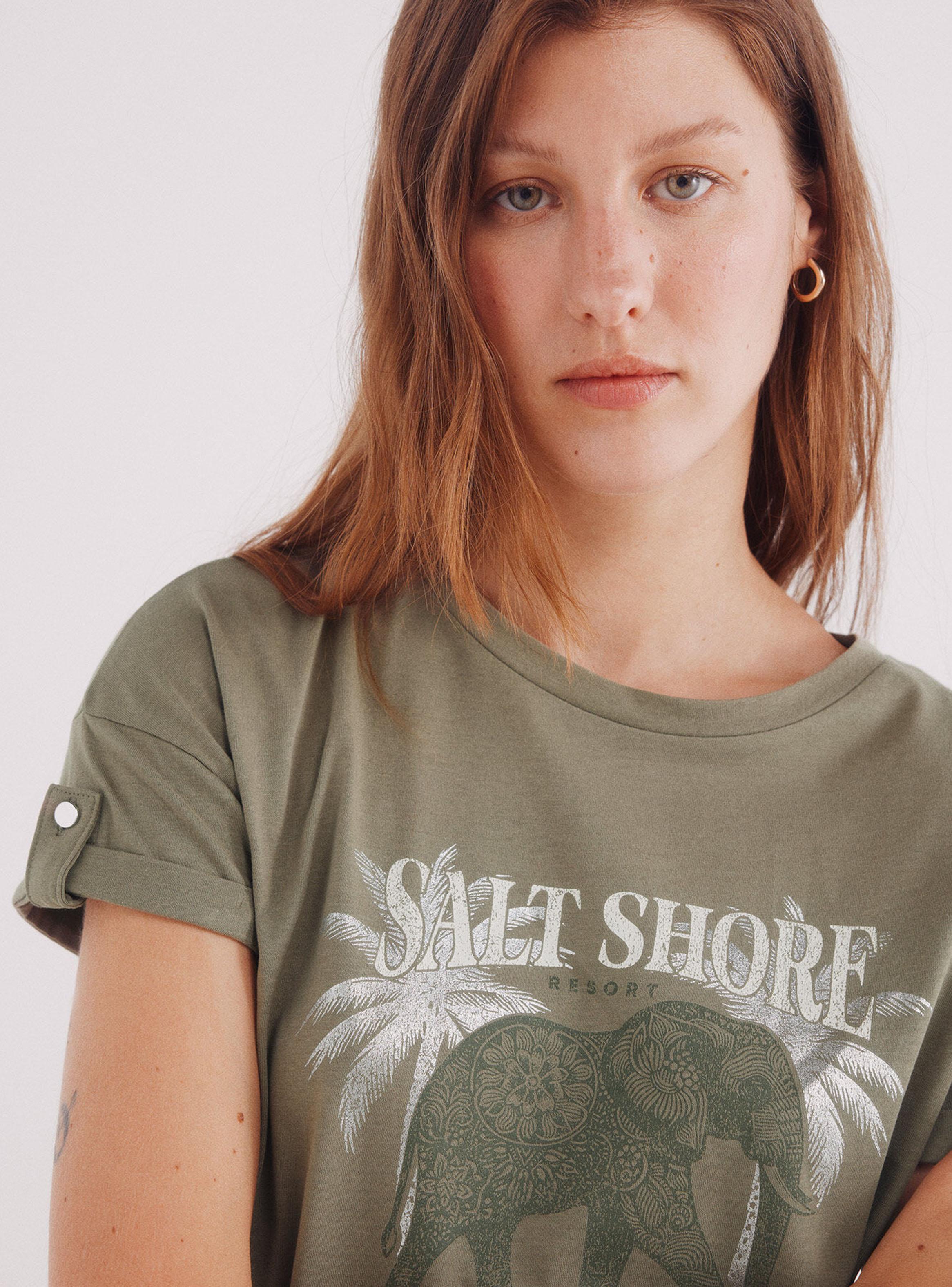 Polera Gráfica Manga Botón-2