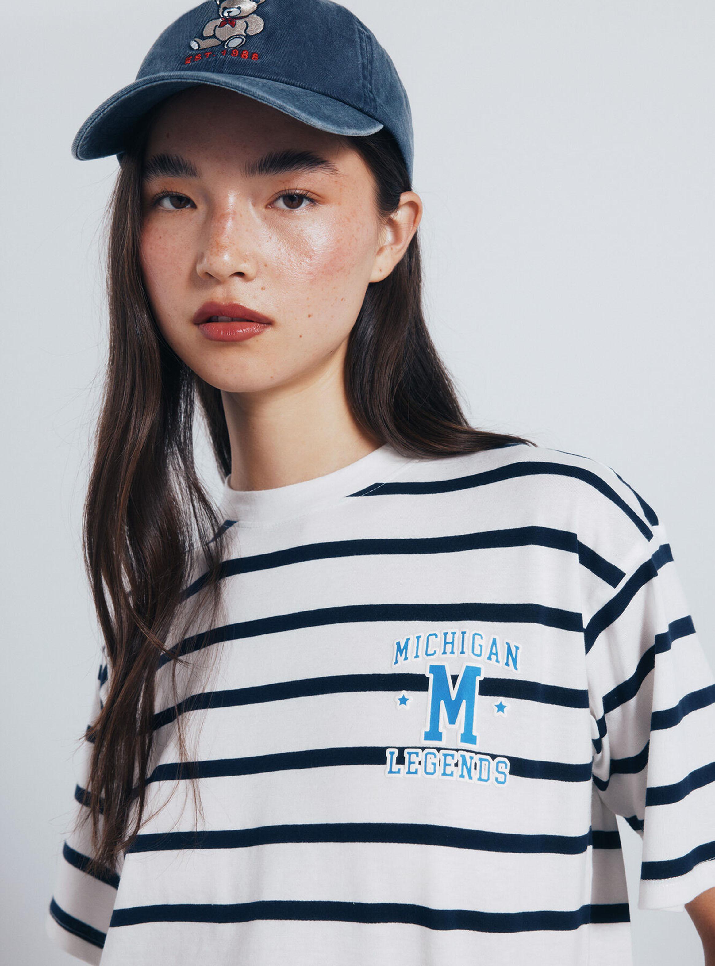 Polera Gráfica Legends-2