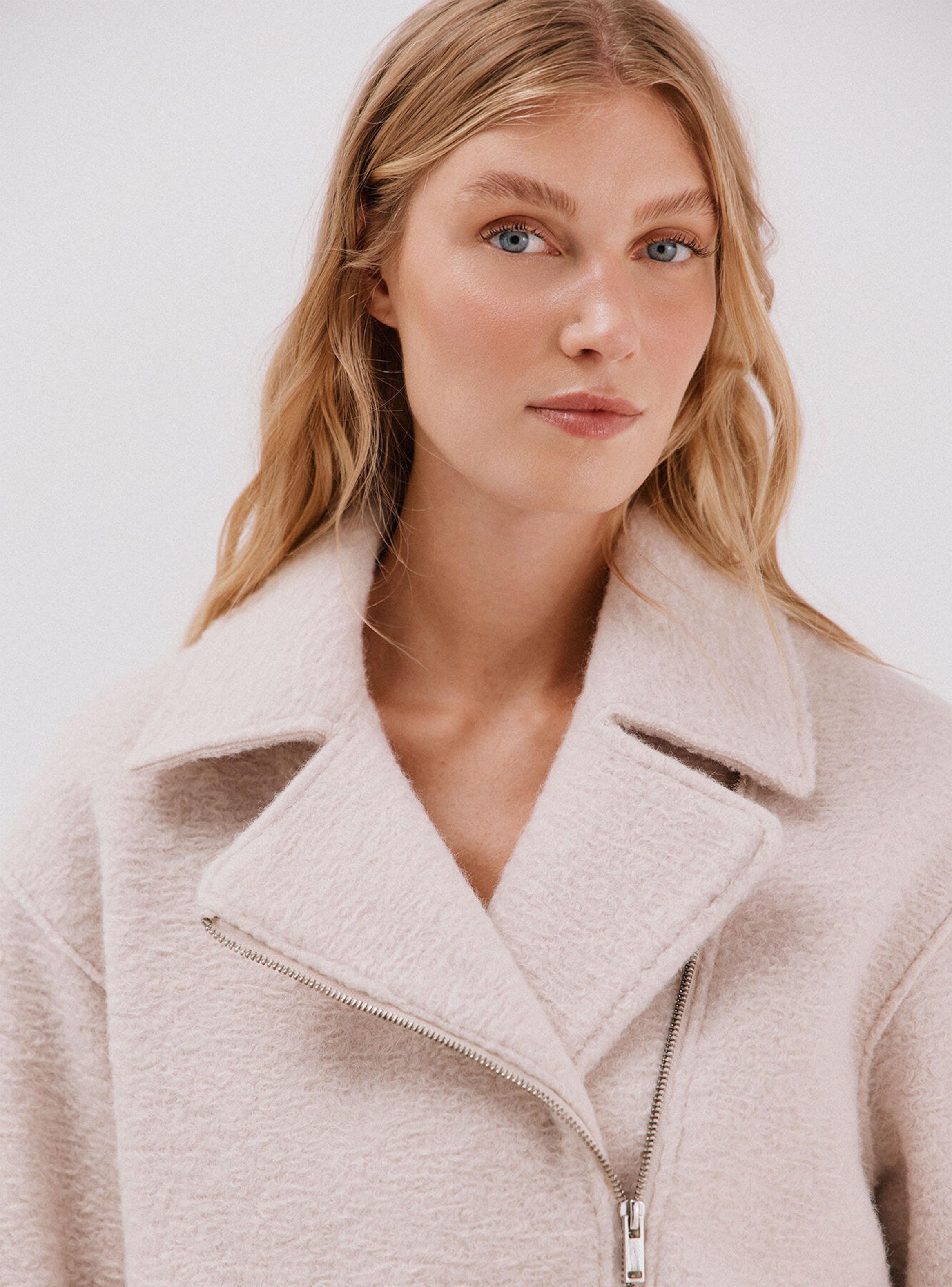 Abrigo Corto Silueta Biker-3