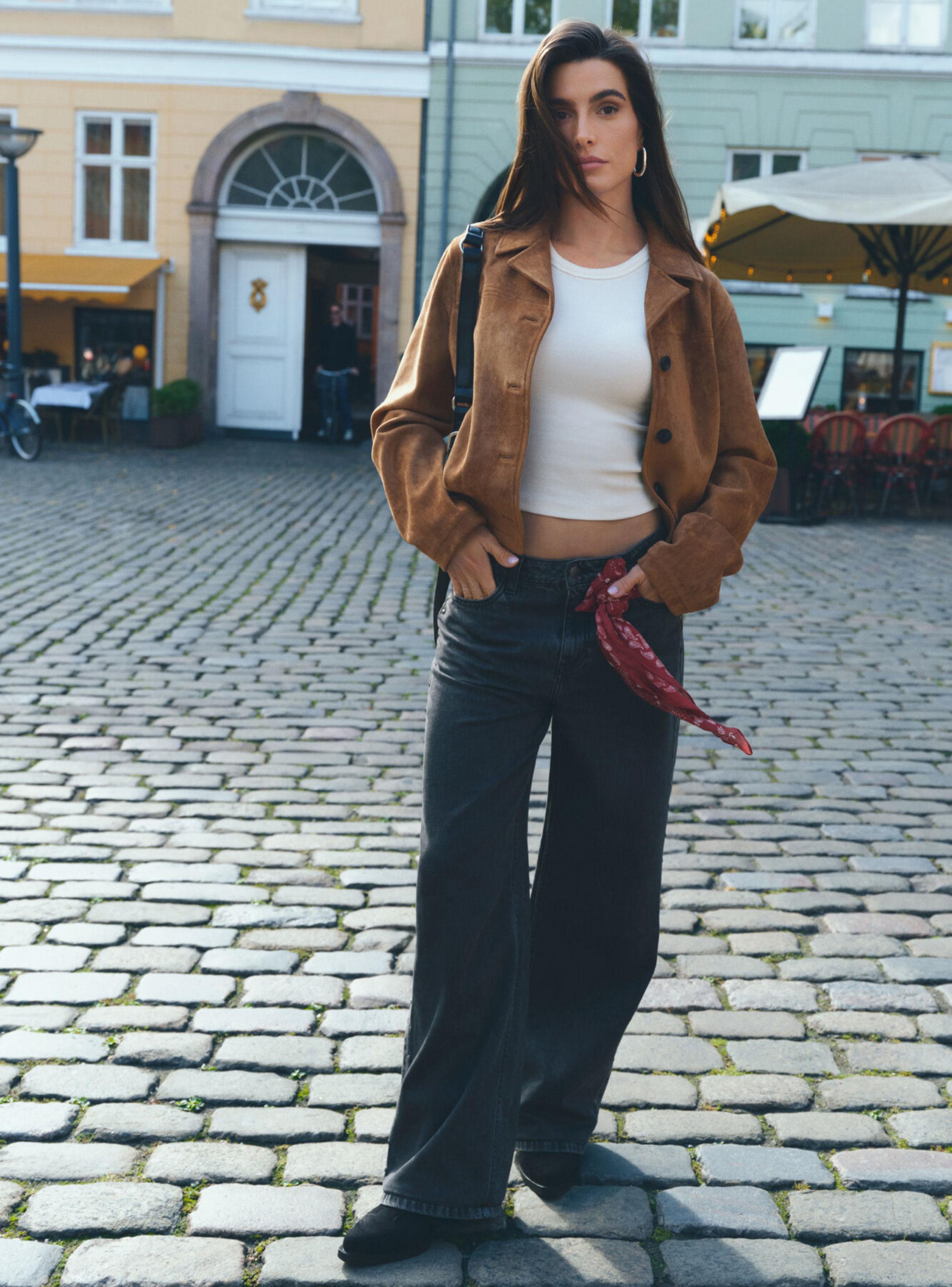 Jeans con Tachuelas Anchas-4