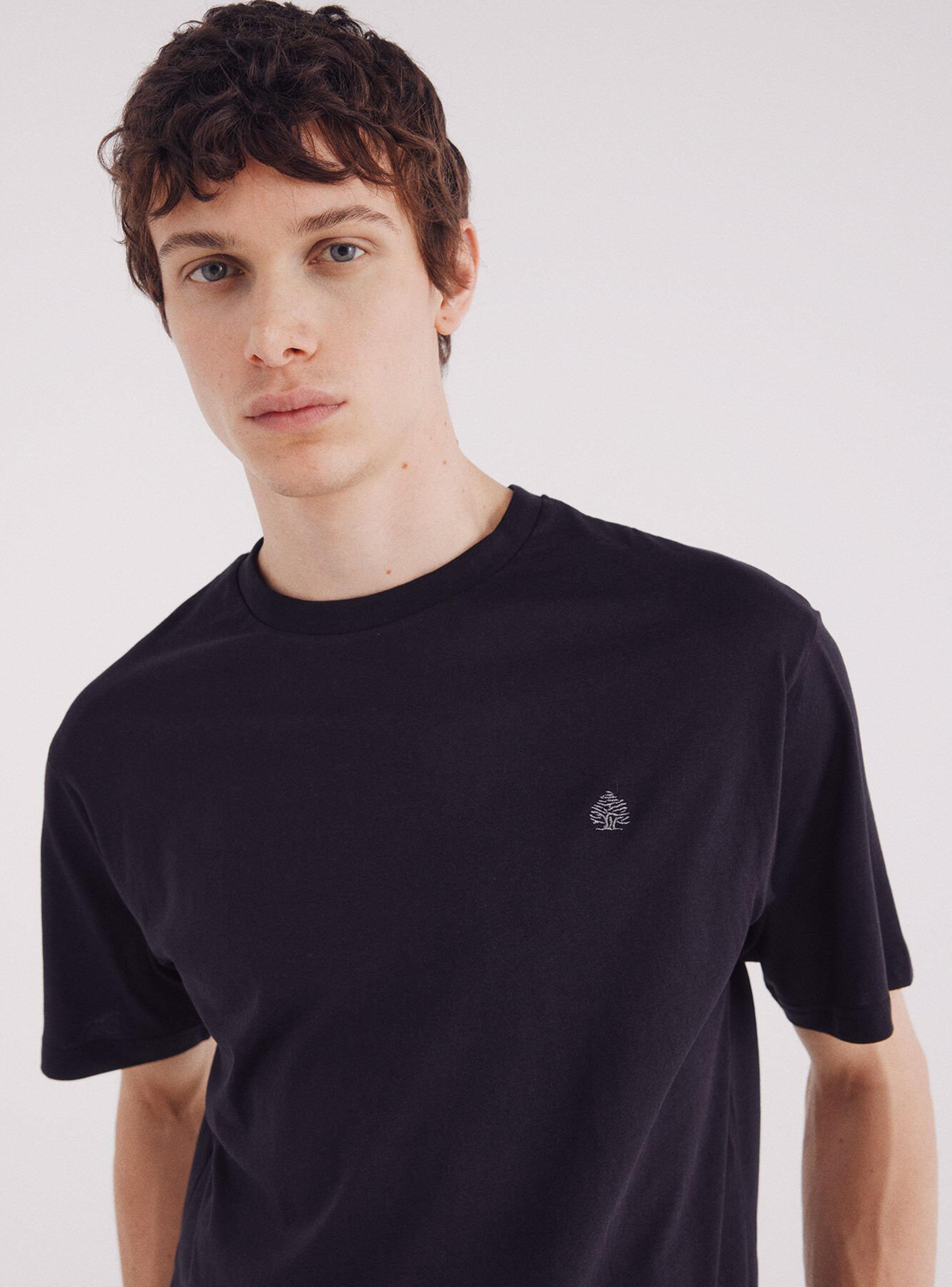 Polera Básica Cuello Redondo Bordado-2