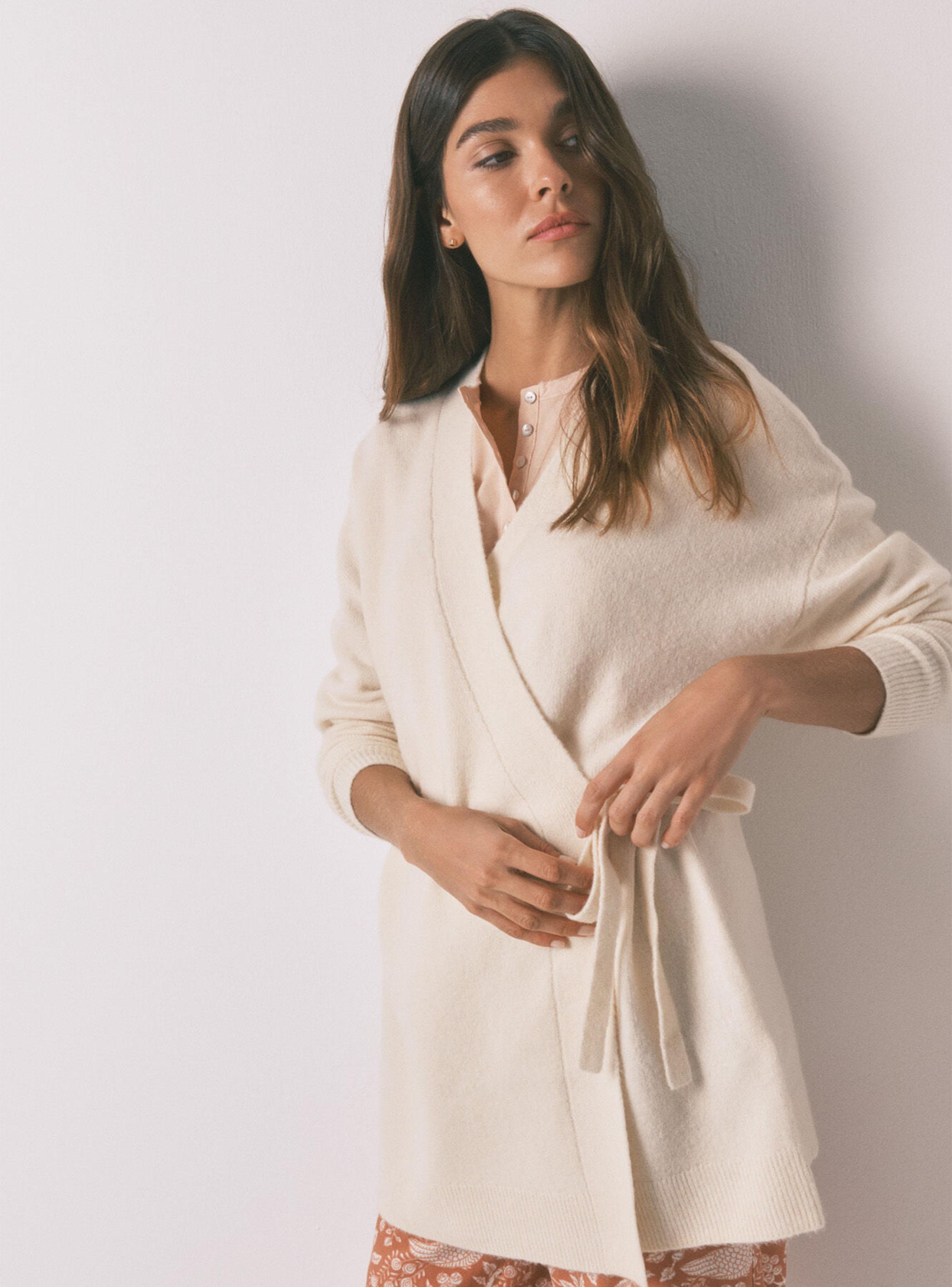 Cárdigan Tricot Marfil-2