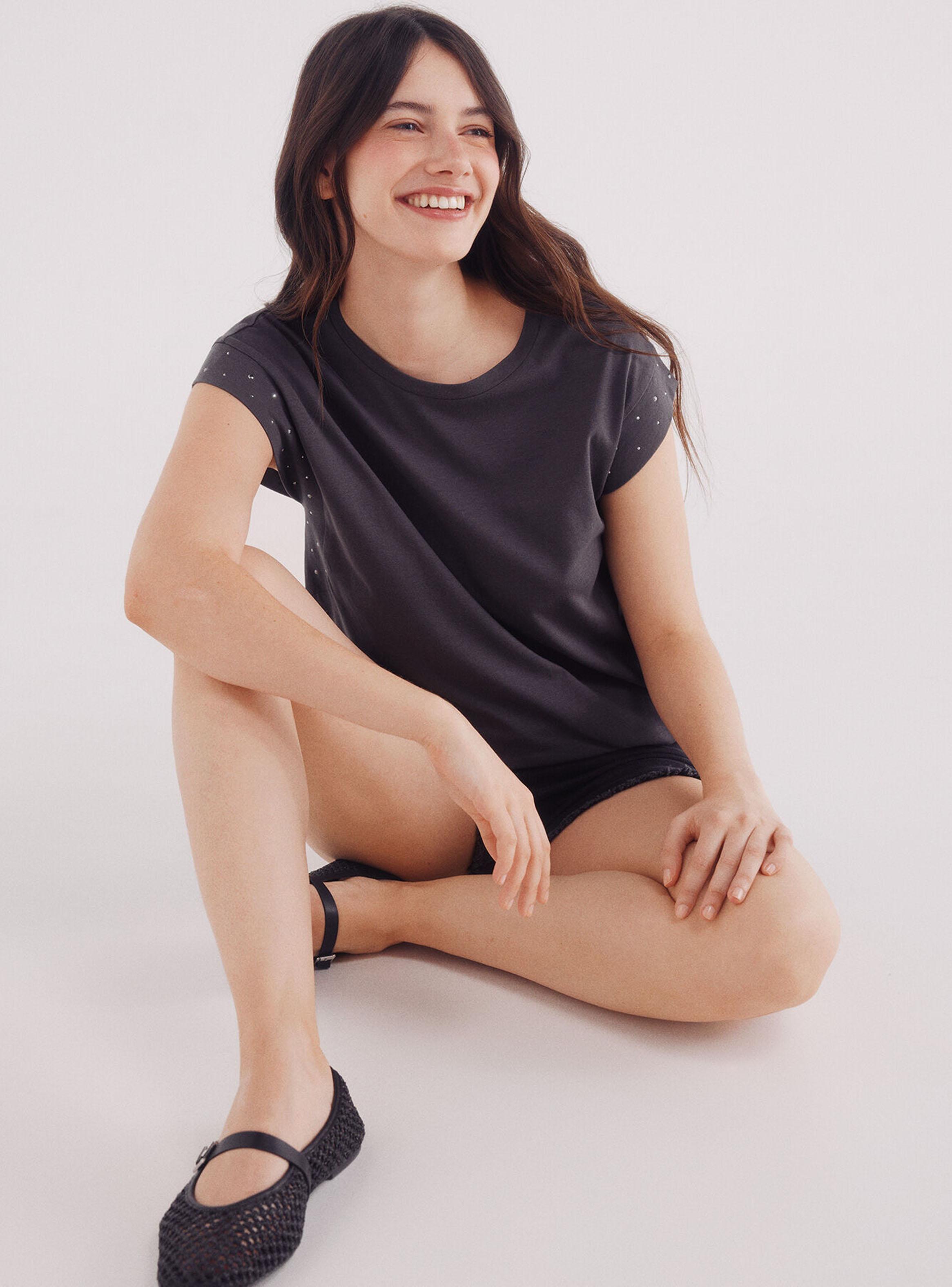 Polera Mangas Tachas Cristal-3