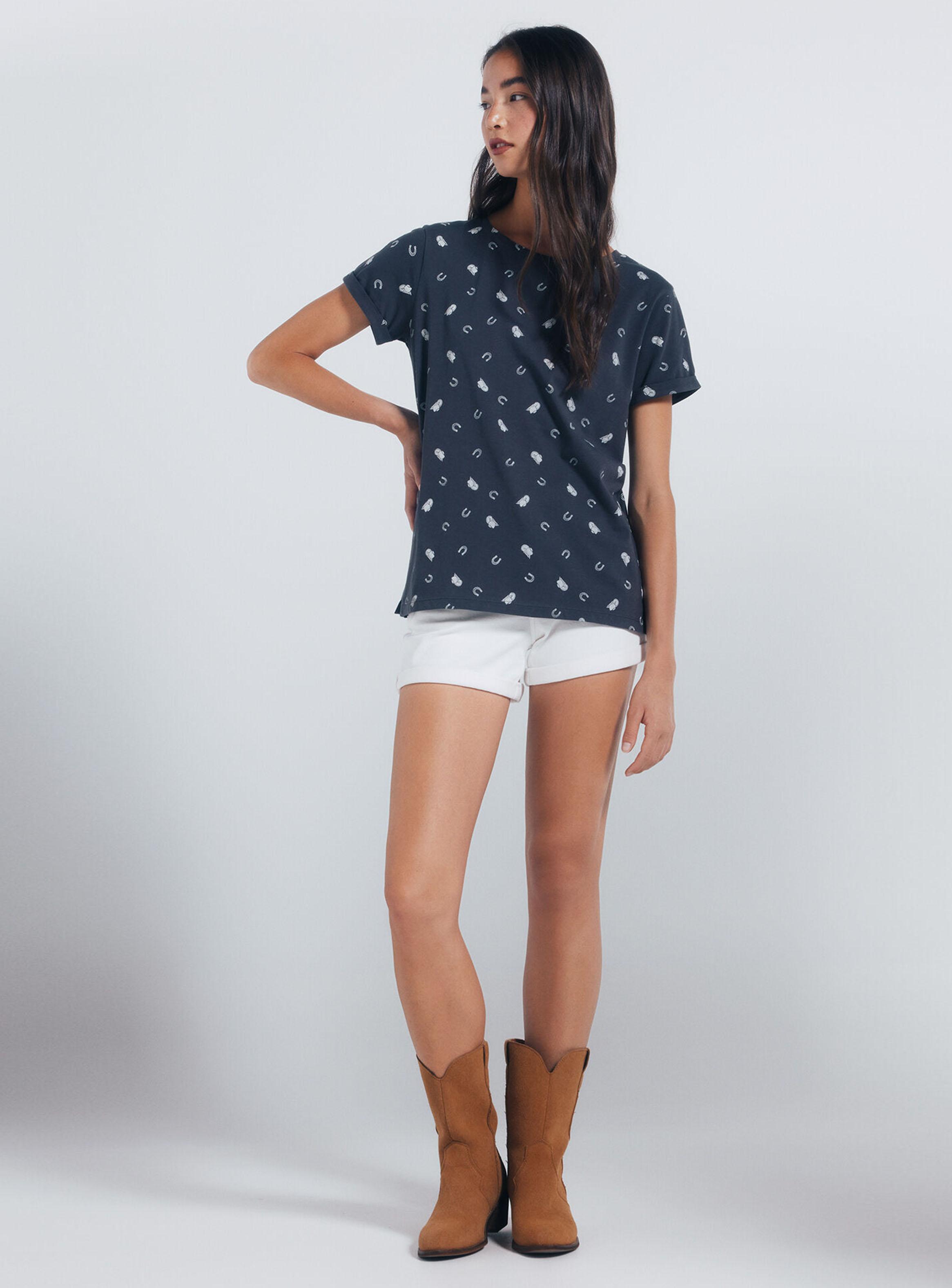 Polera Estampada Motivos Pequeños-3