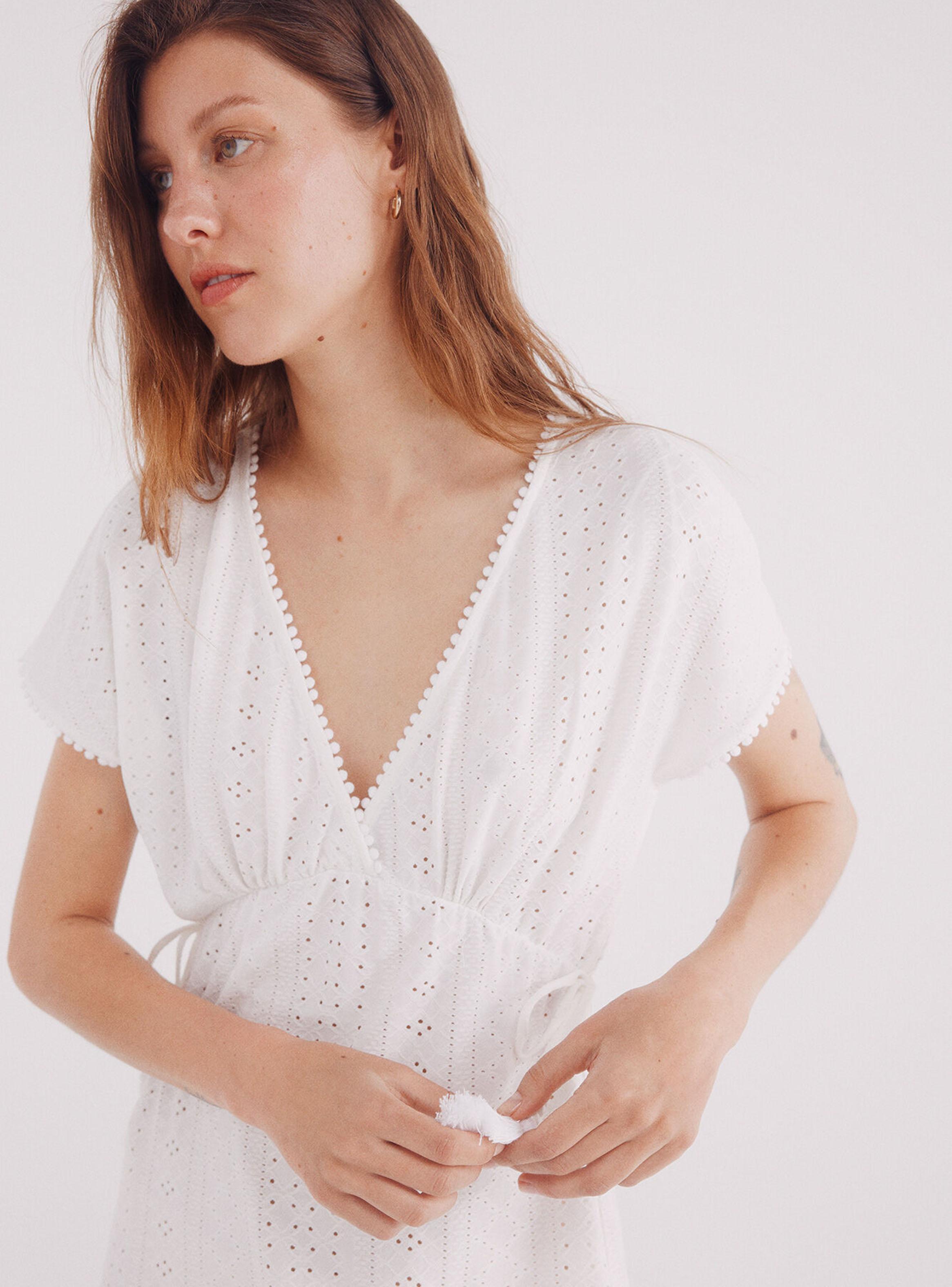 Vestido Midi Bordado Suizo Circular-3