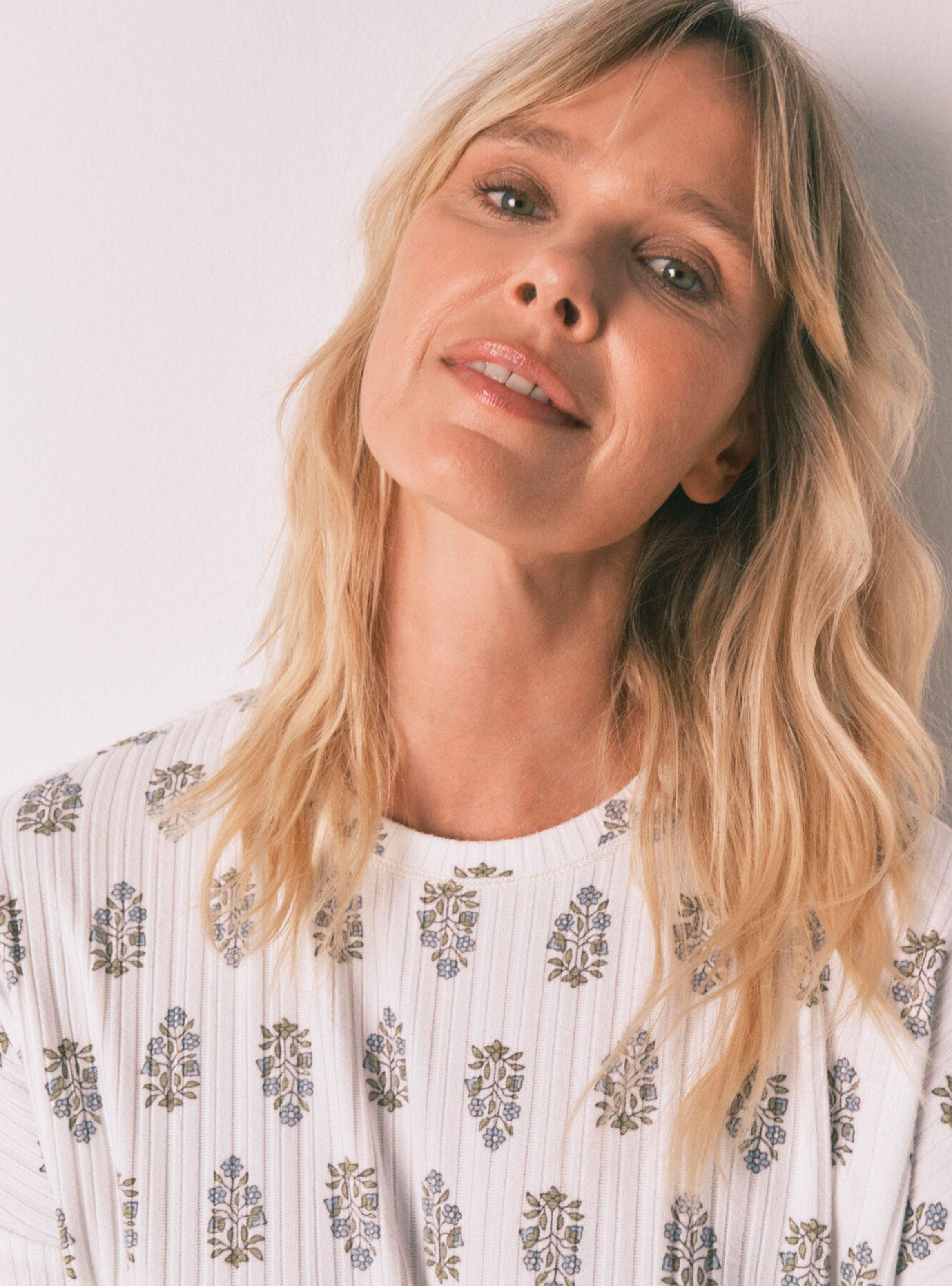 Pijama Largo Súper Soft Flores-3