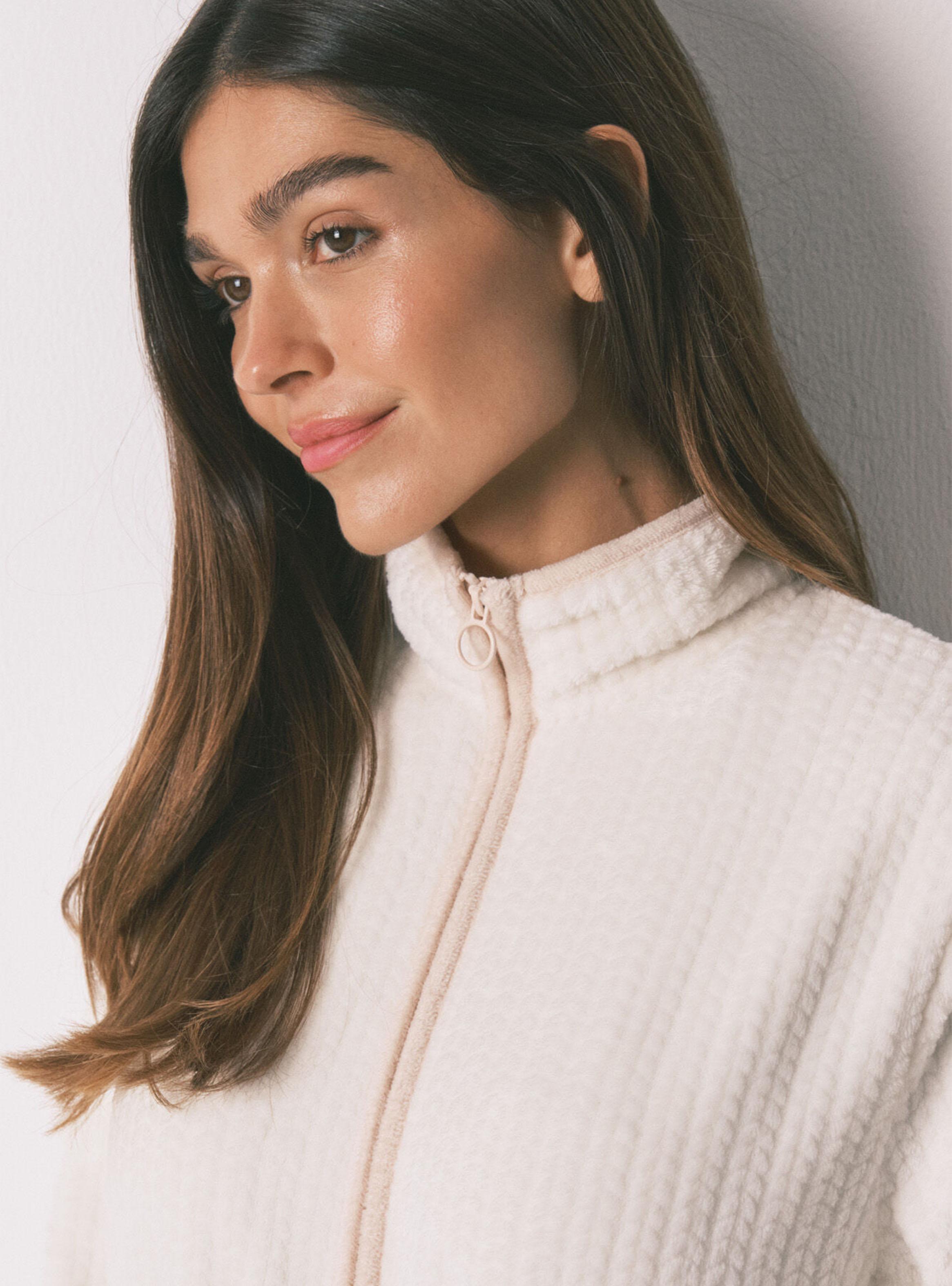 Bata Midi Tejido Polar Blanco-2