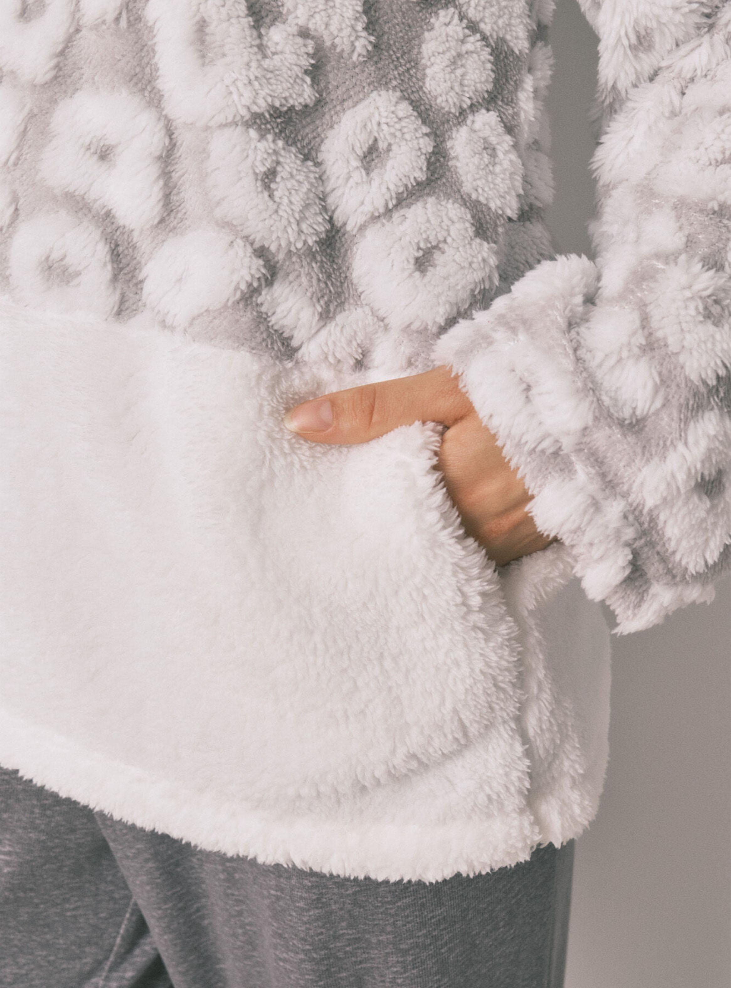 Bata Corta Borrego Animal Print Tricolor-4