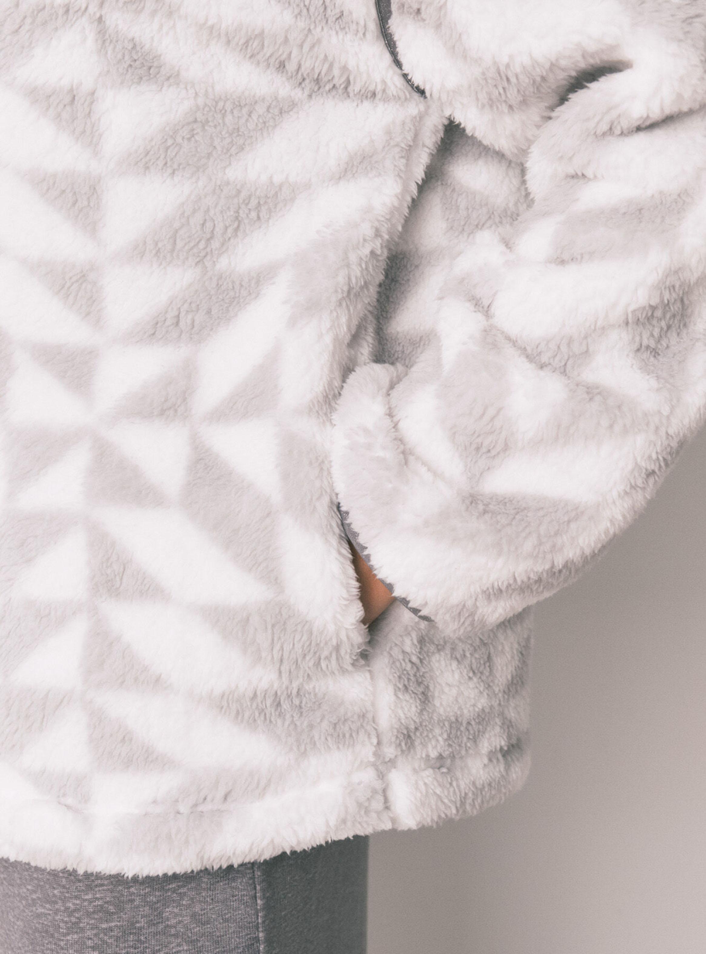 Bata Corta Pelo Estampado Minnie-3