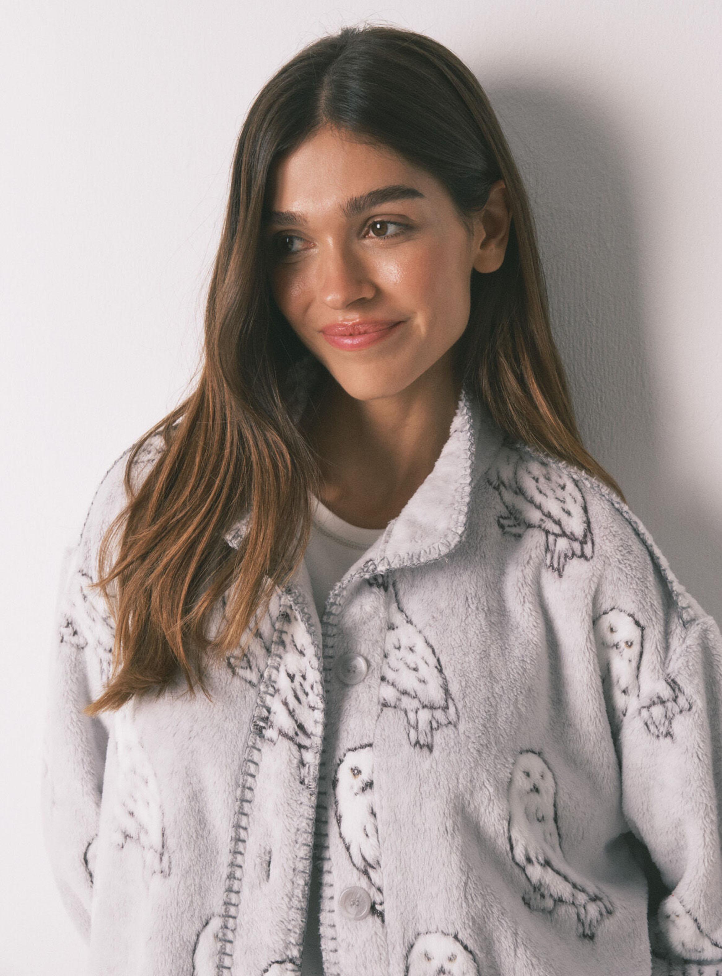 Bata Corta Tejido Polar Pelo Hedwig-2