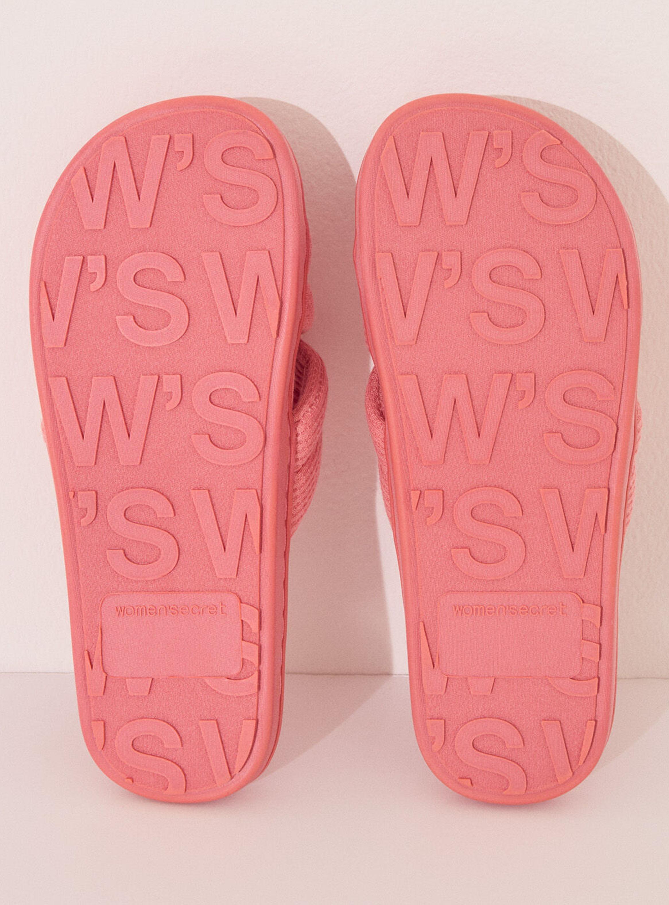 Pantuflas Acolchadas Snoopy-3