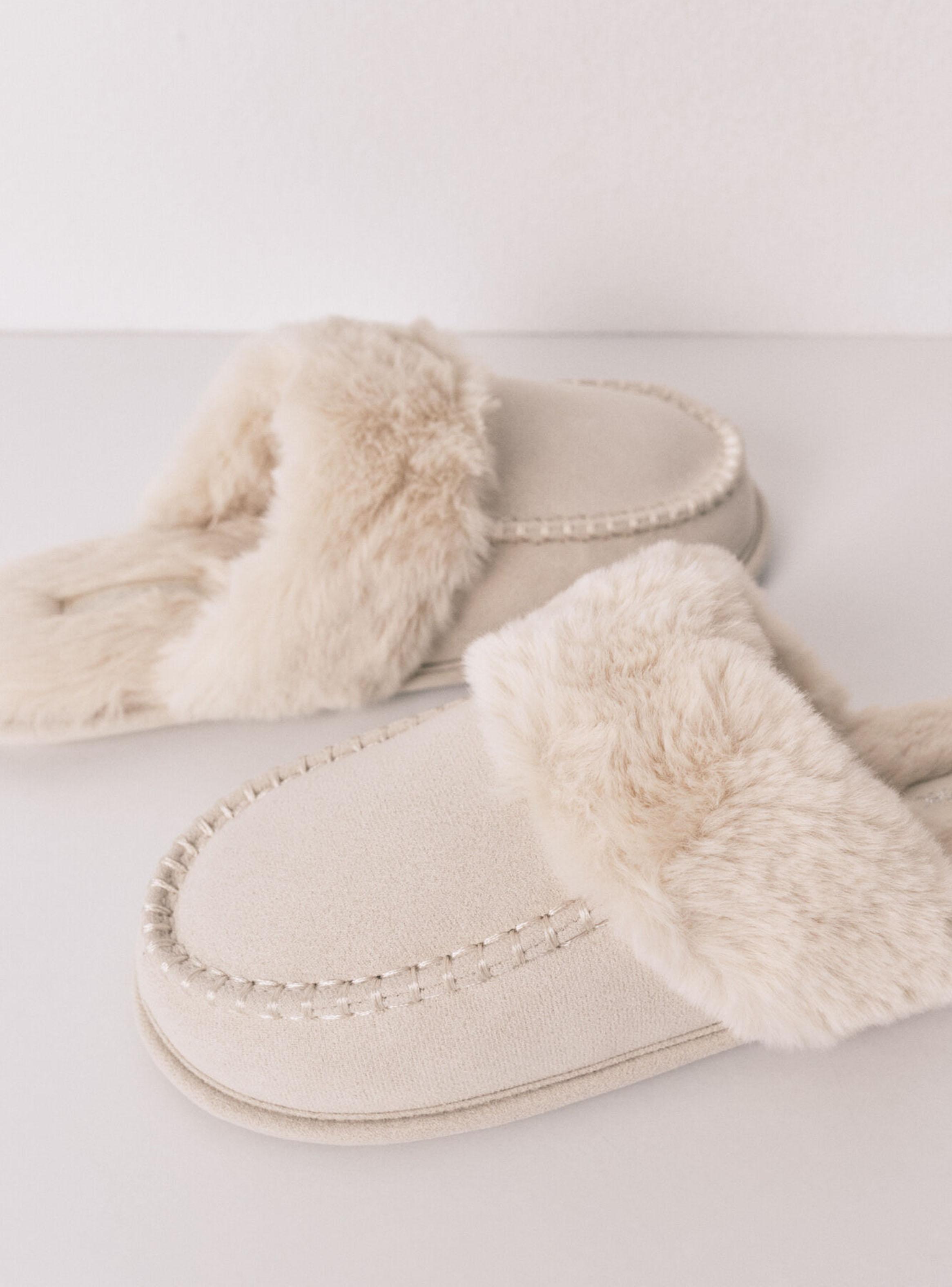 Pantuflas Casa Pelo Sintético-3