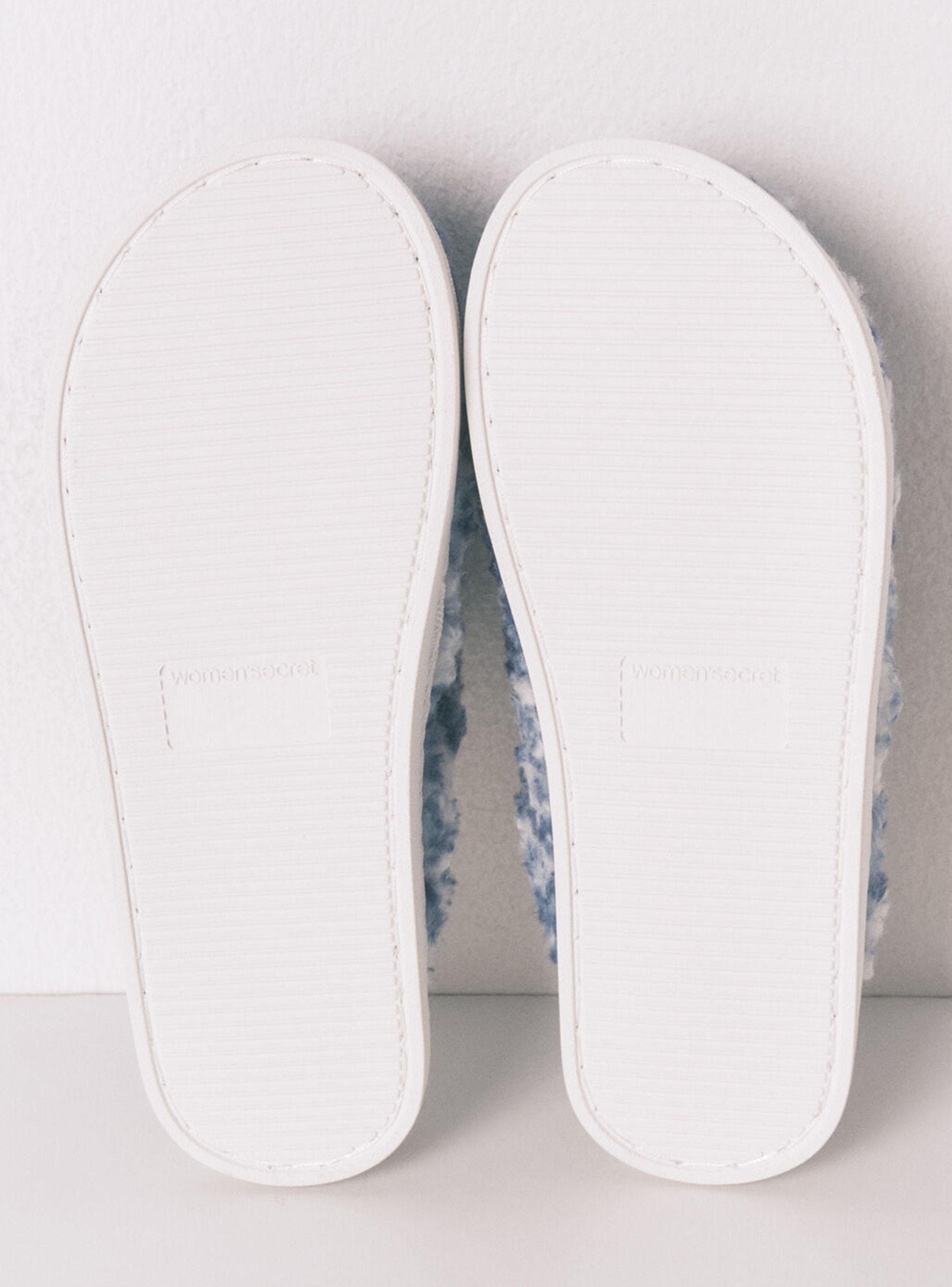 Pantuflas Casa Corderito Parche Oso Brillo-4