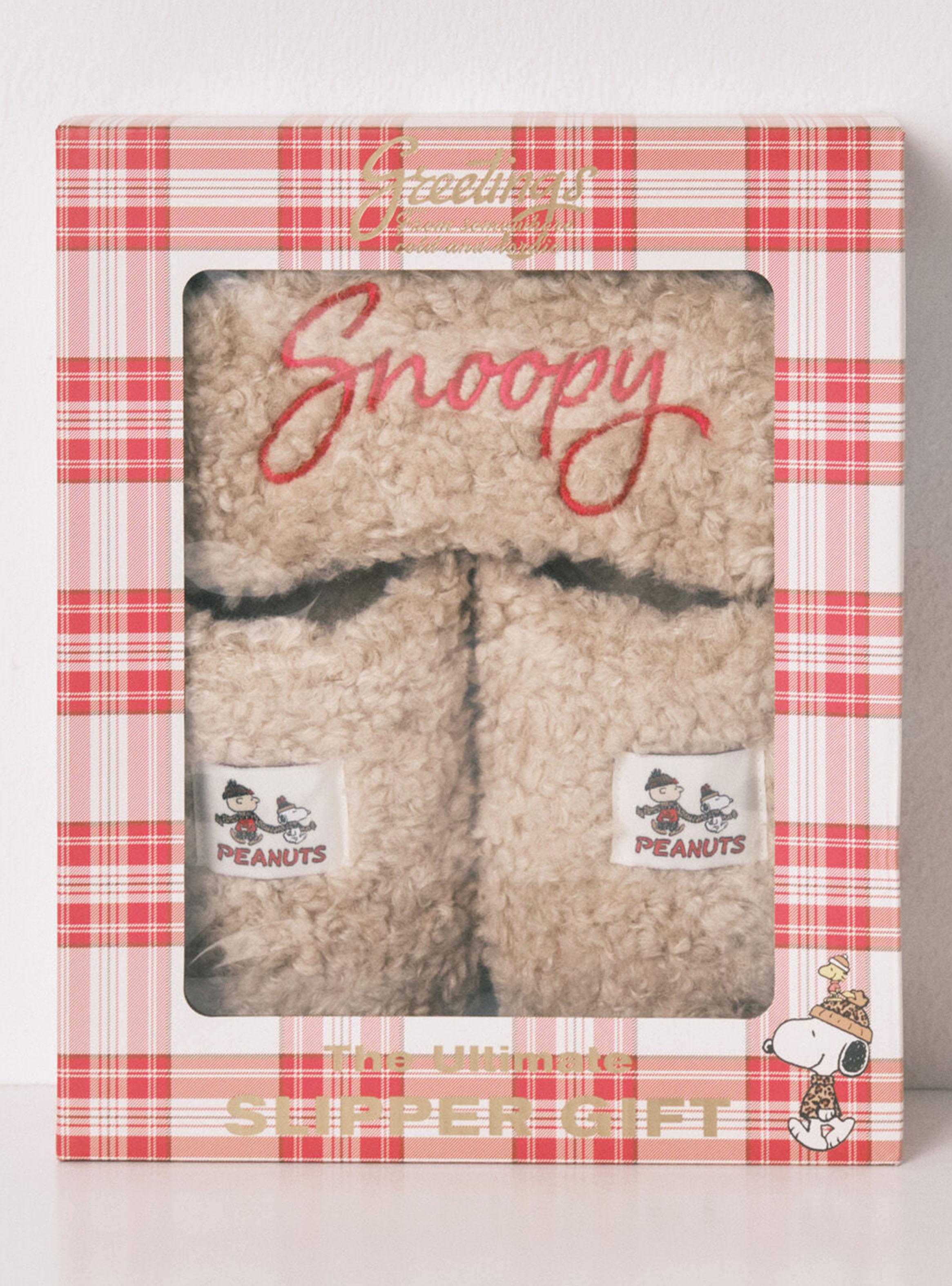 Pack Regalo Pantuflas y Antifaz Corderito Snoopy-5