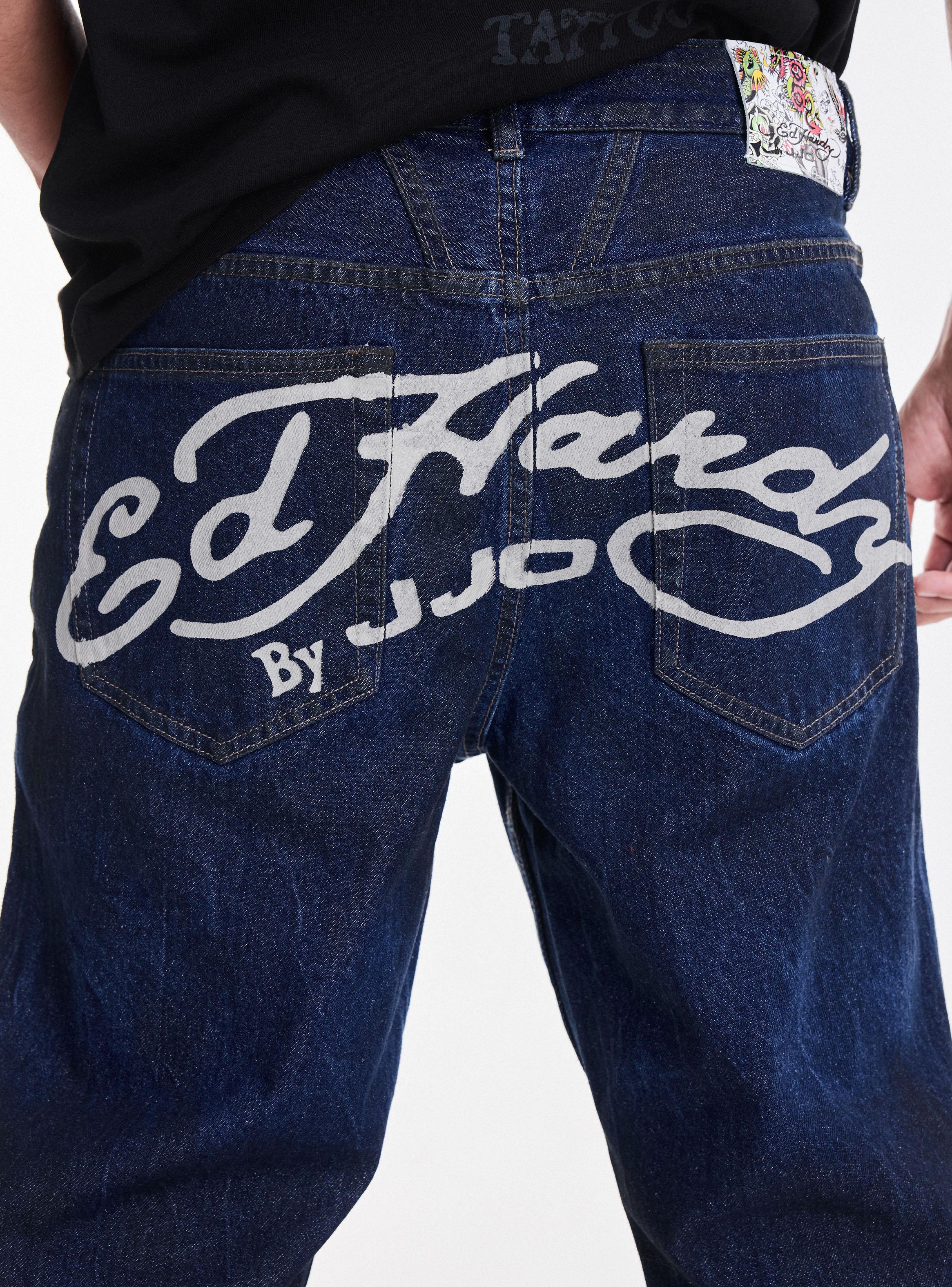 Jeans Relaxed Ed Hardy Manchado con Estampado Trasero-3