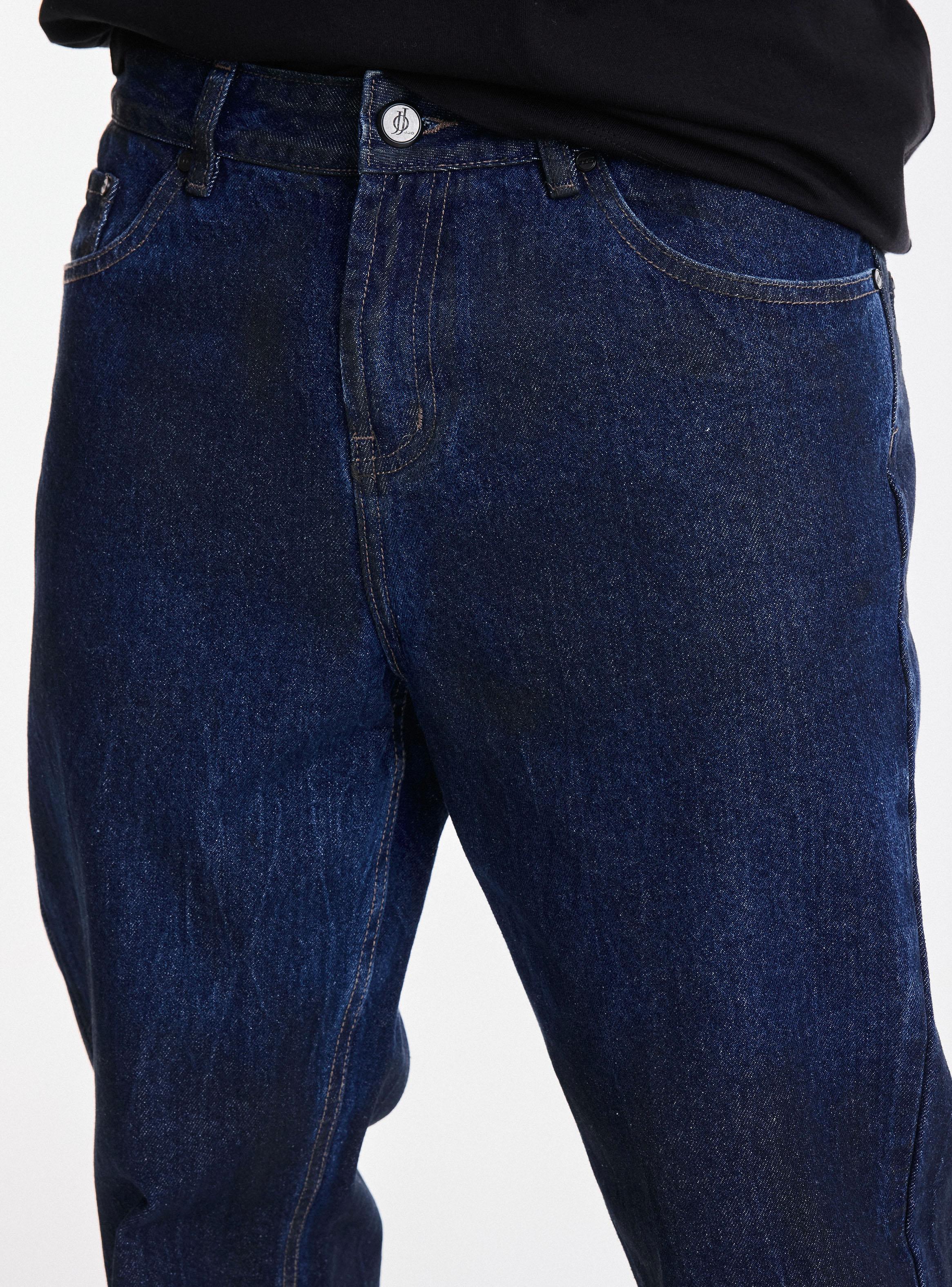 Jeans Relaxed Ed Hardy Manchado con Estampado Trasero-2