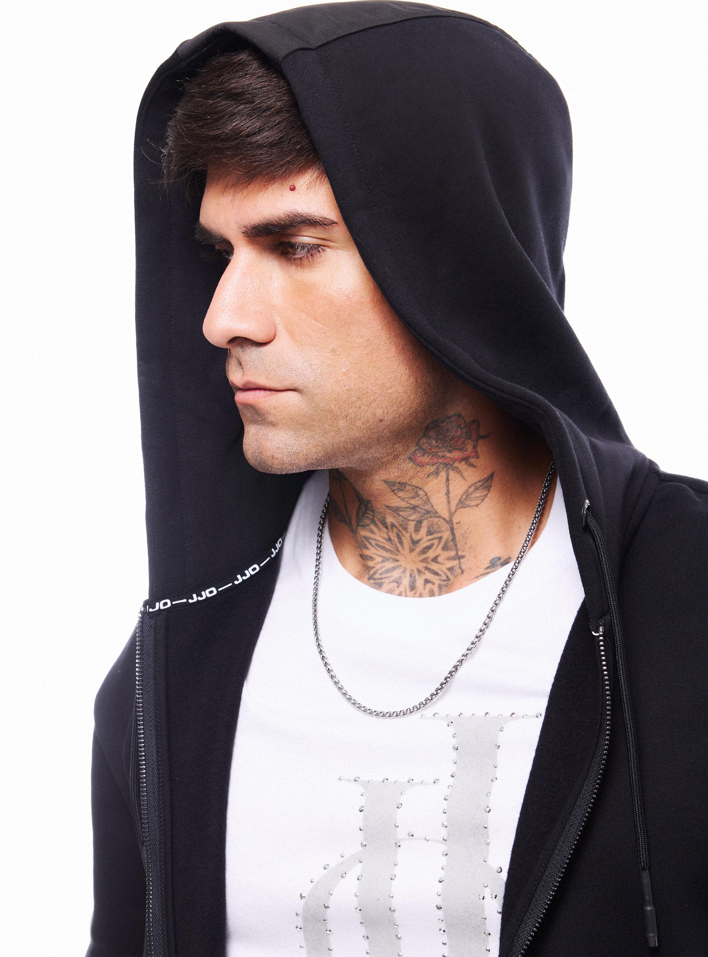 Polerón Jacquard Cuello Alto-2