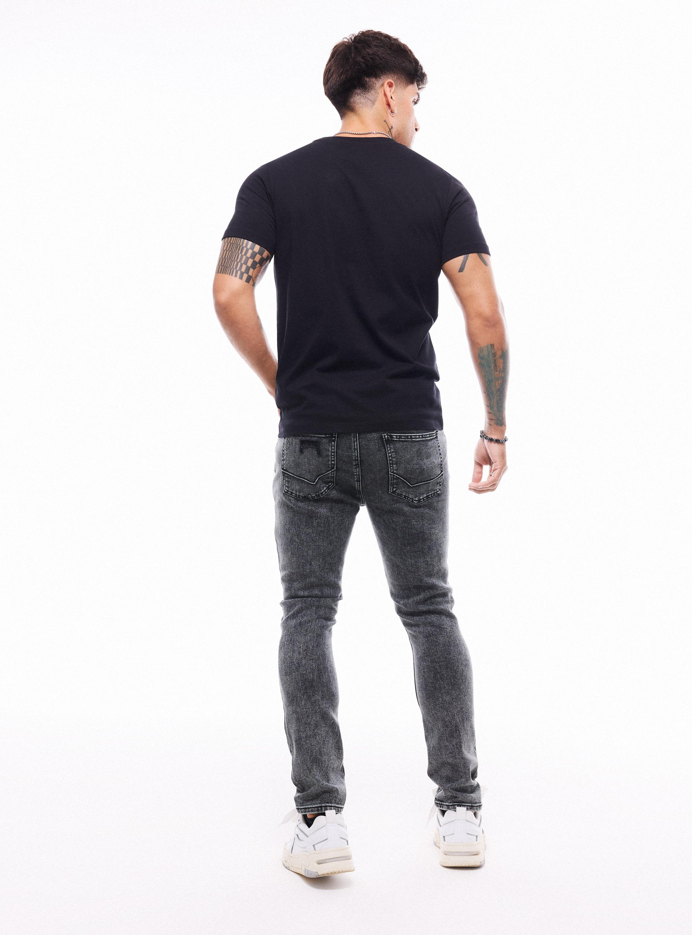 Polera Estampado Frontal Brillante-5