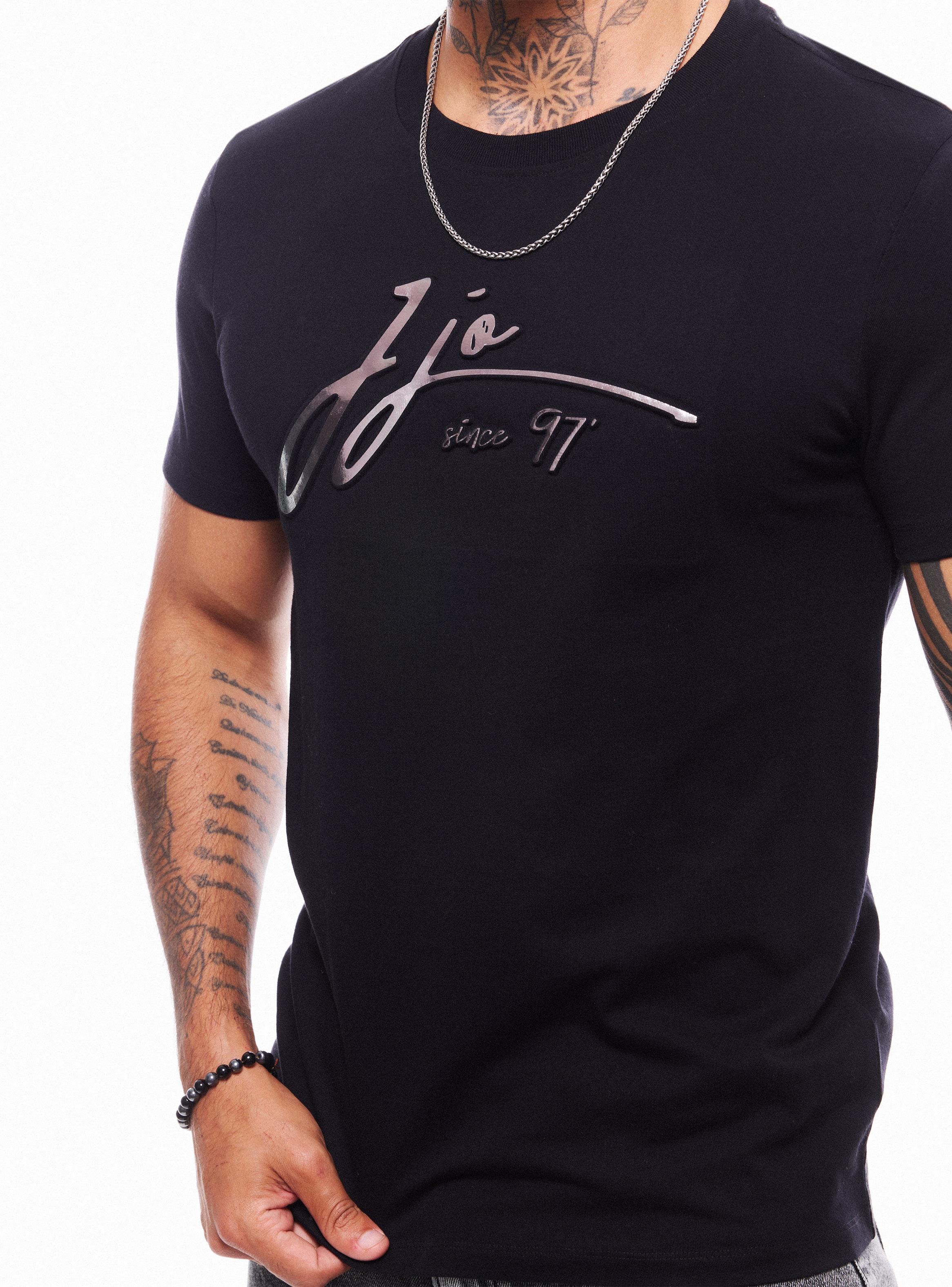 Polera Estampado Frontal Brillante-3