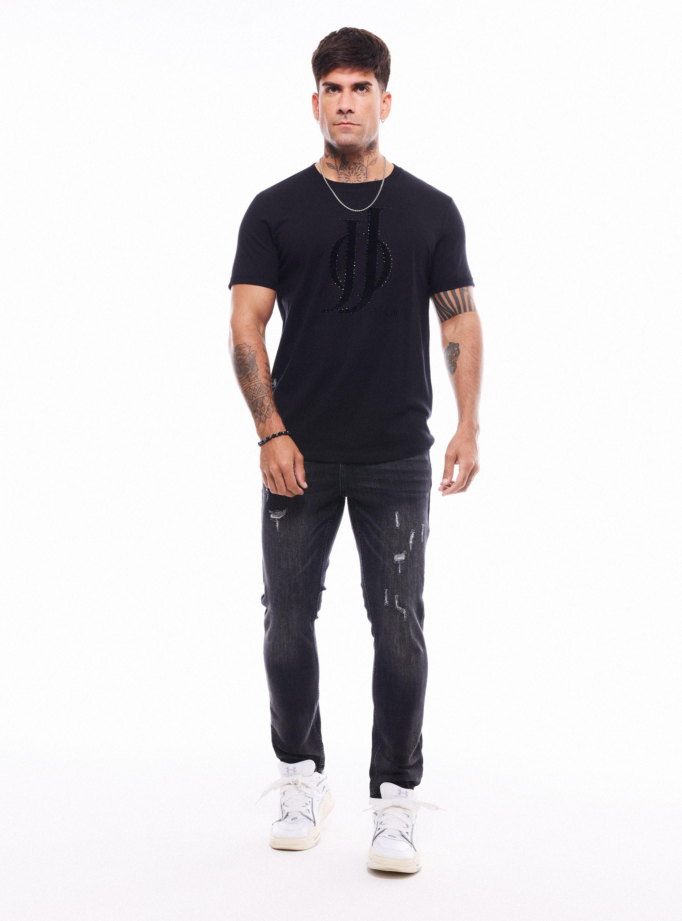 Polera Estampado con Tachas y Flock-4