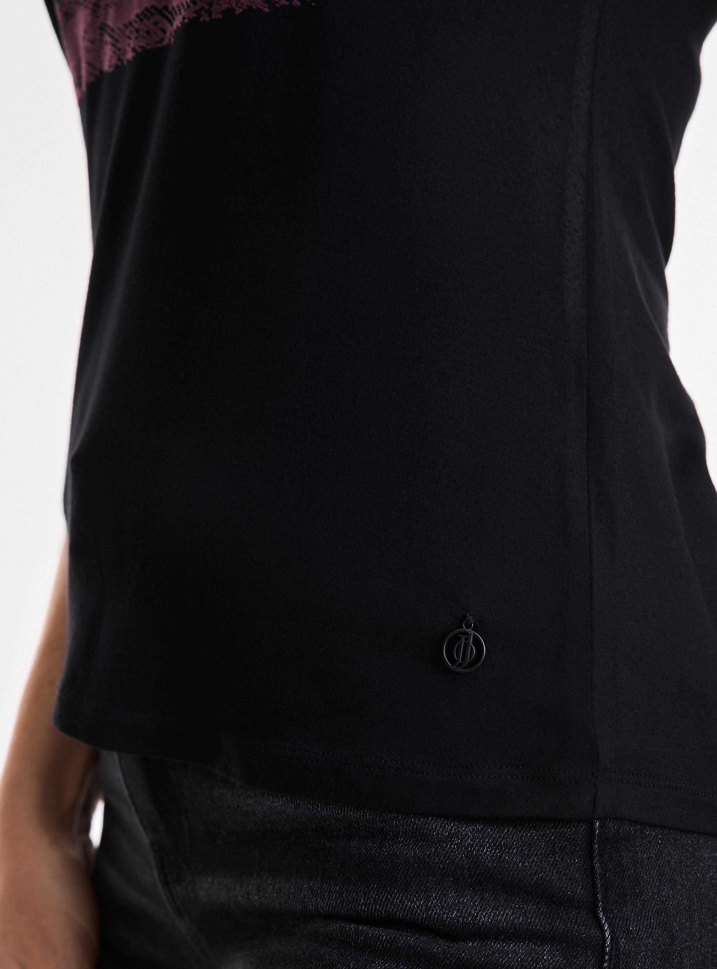 Polera Básica Ajustada-3