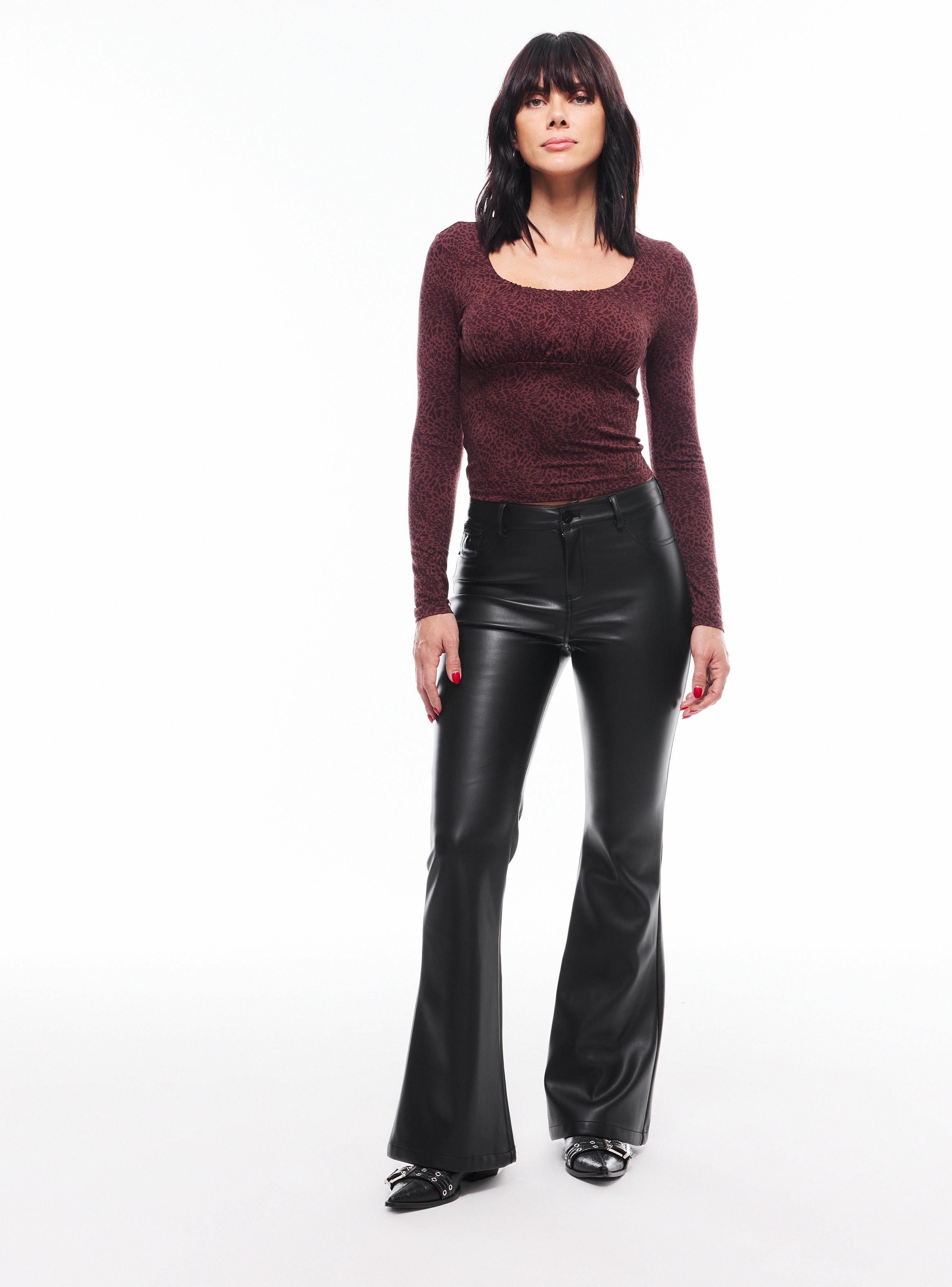 Pantalón Flare Efecto Cuero-4