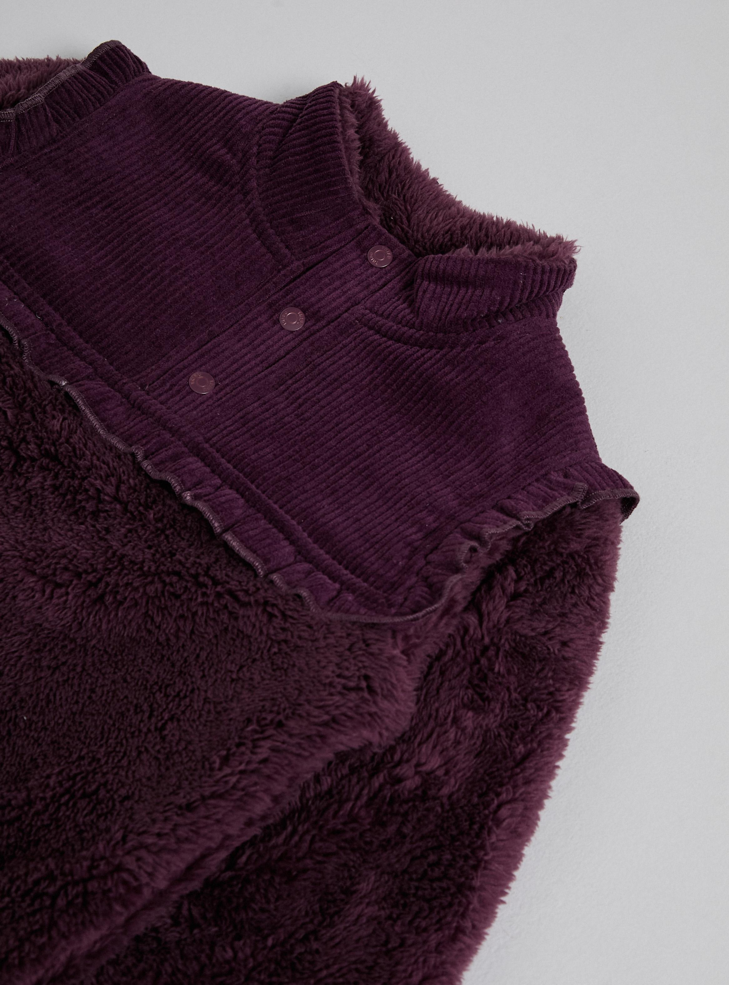 Chaqueta con Vuelos y Detalles en Cotelé-3