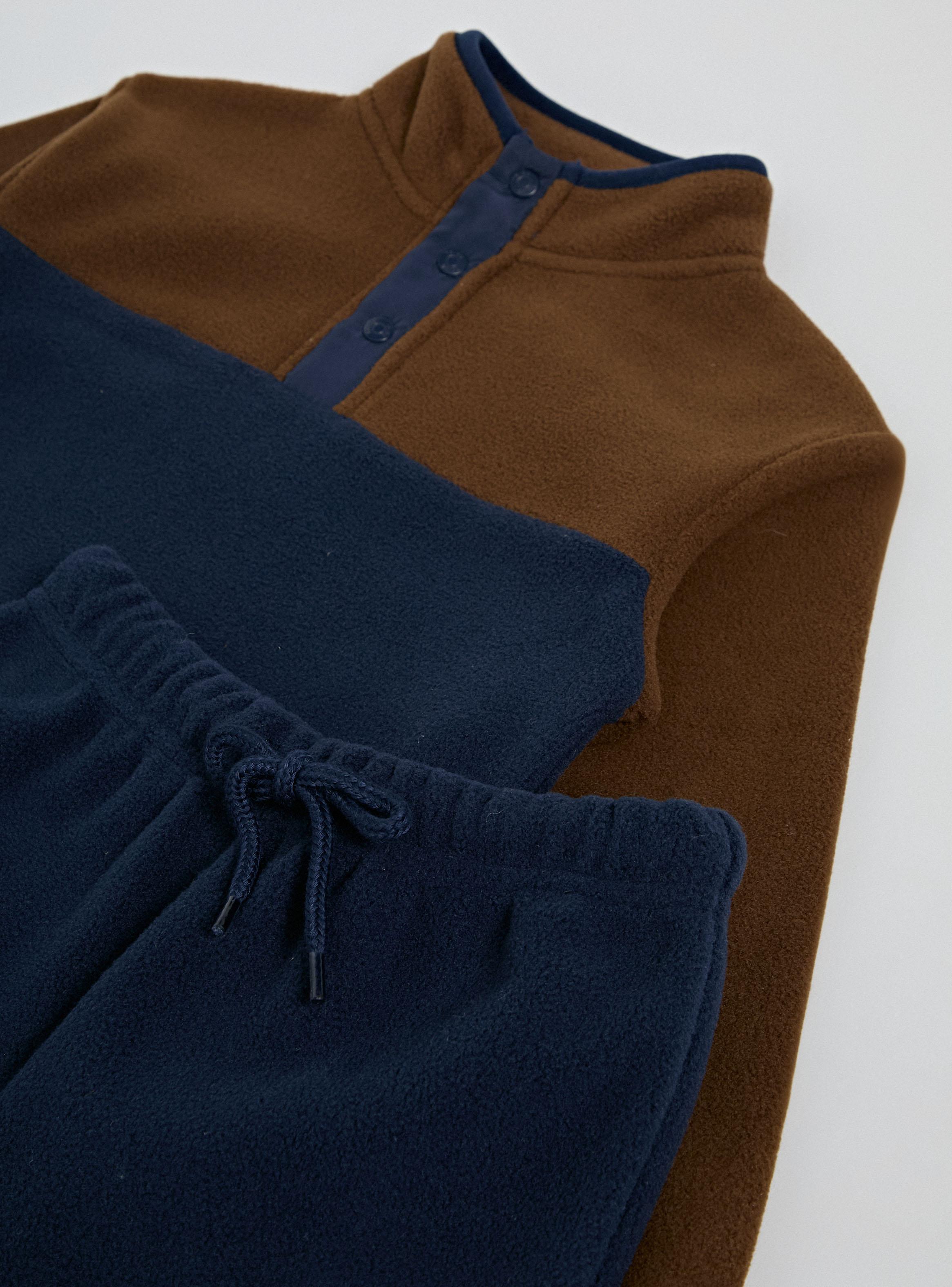 Buzo Color Block con Detalles-3