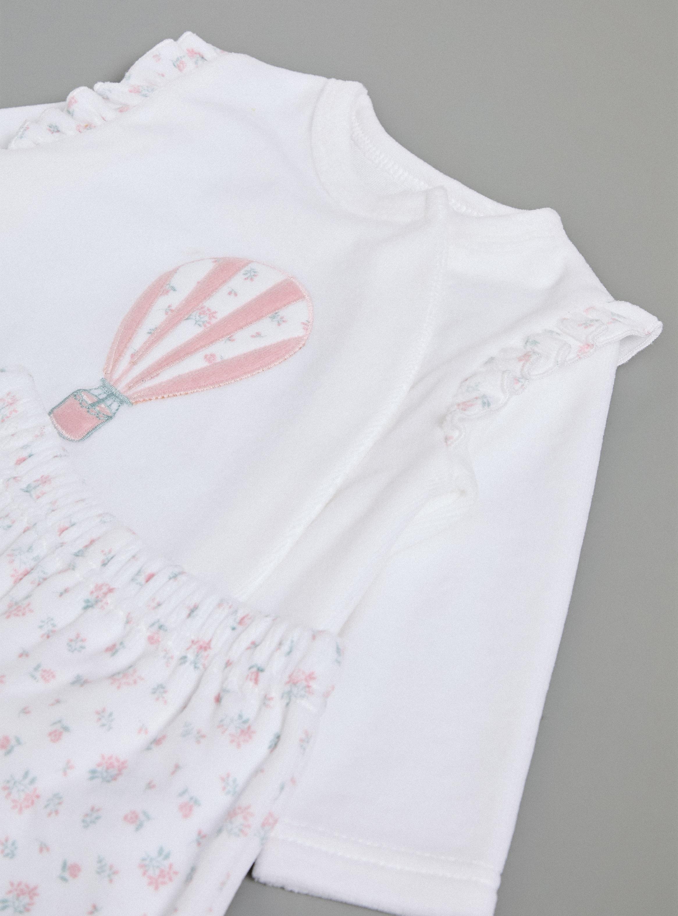 Conjunto con Vuelos Estampado y Aplicación Globo-3