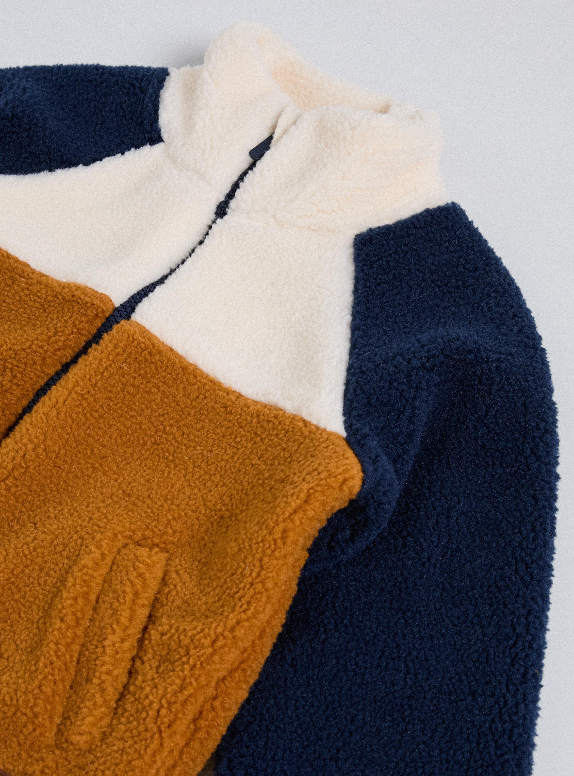 Chaqueta Color Block Niño-3