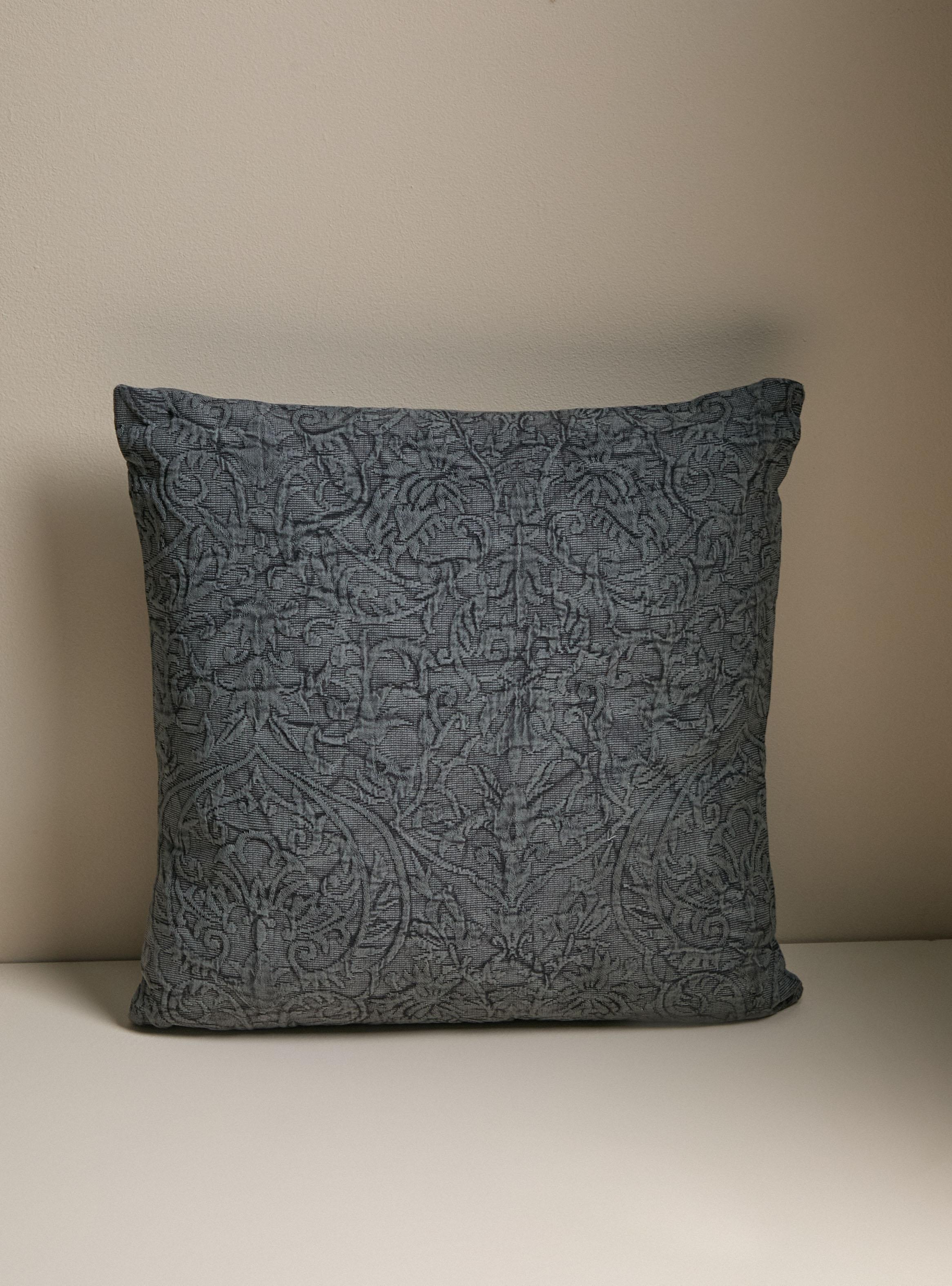 Cojín Normandia Bordado 45x45 cm-0