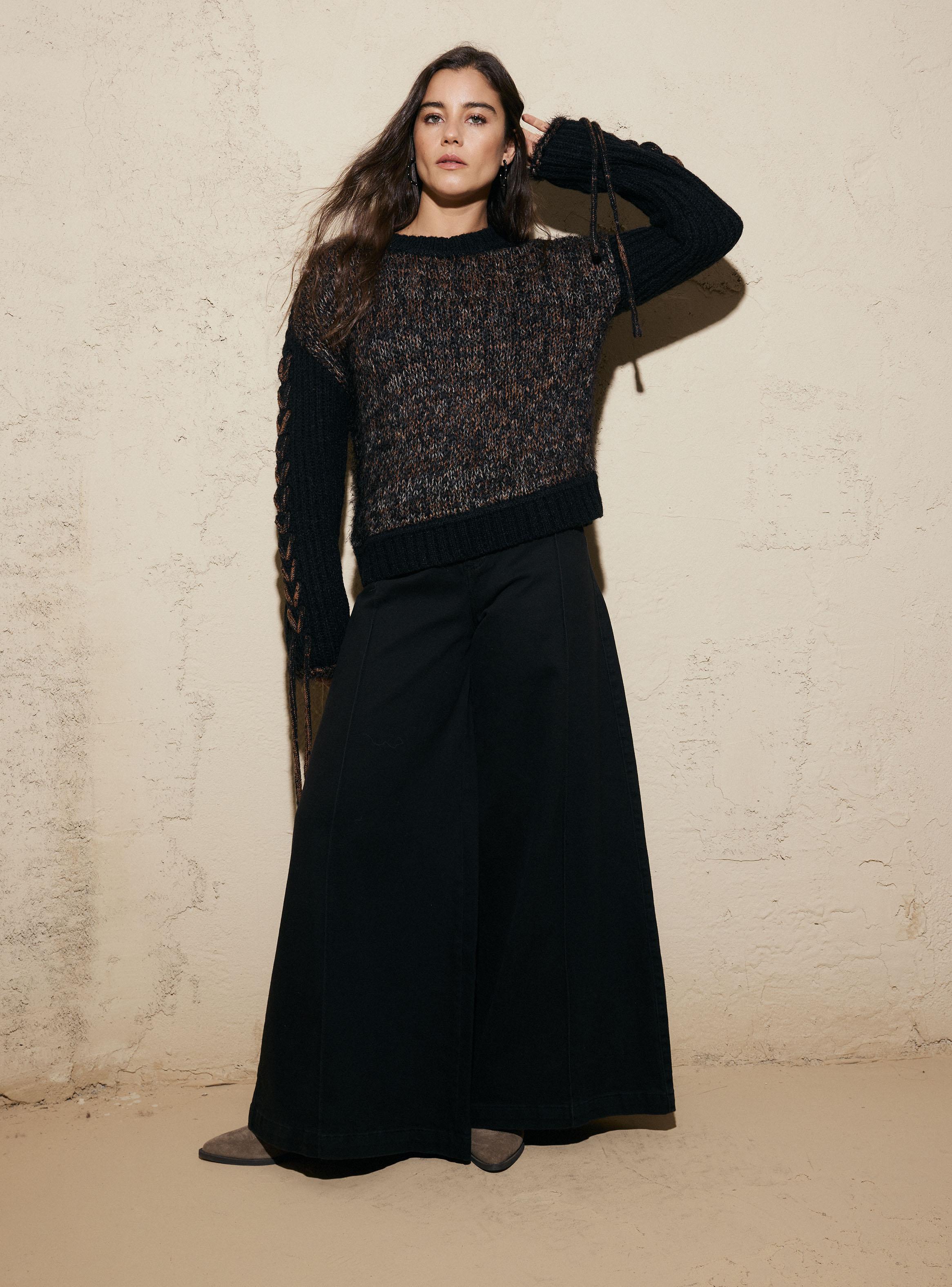 Sweater Jaspeado con Trenza Tejida en Mangas-4