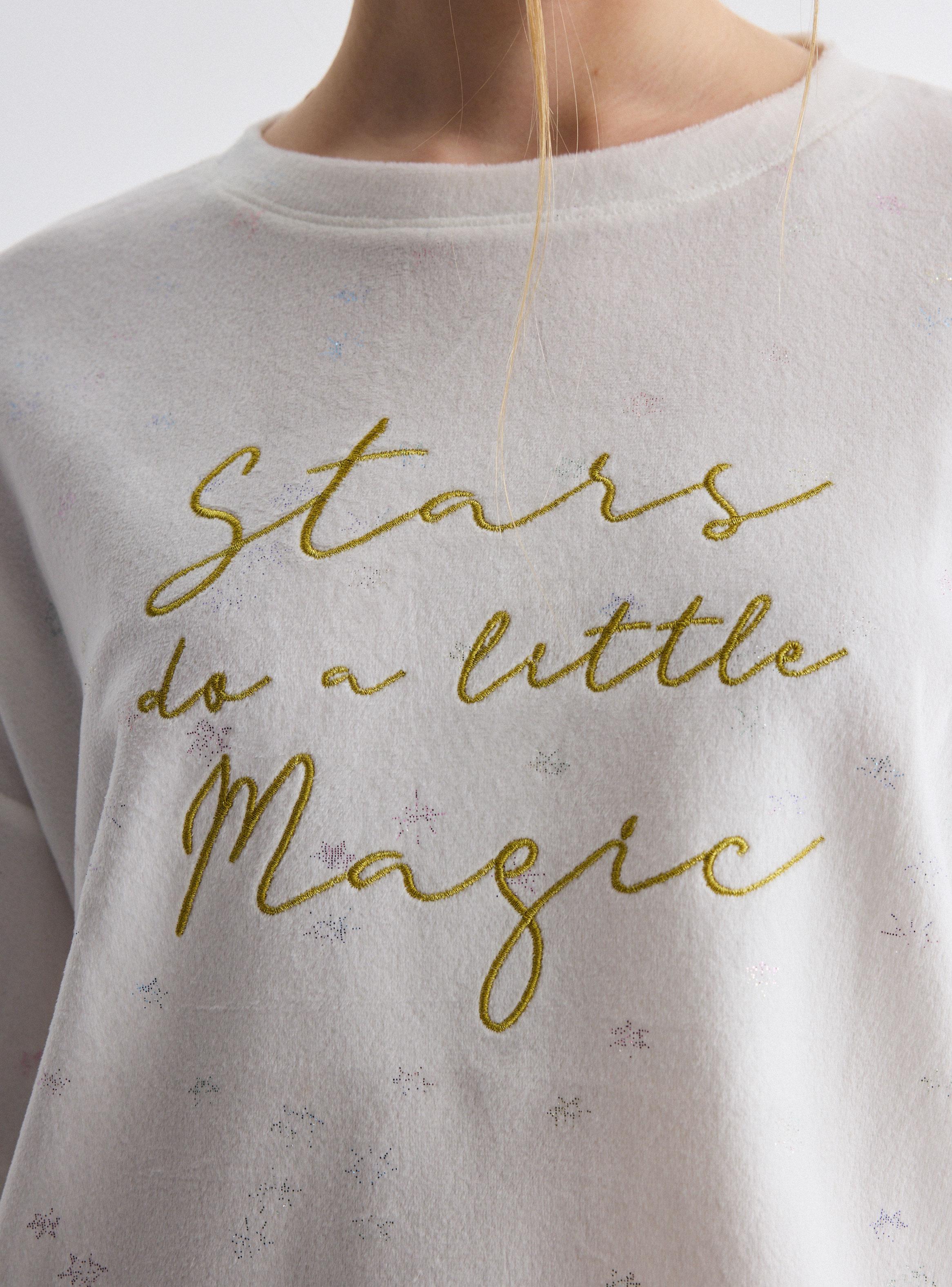 Pijama Tela Velvet Estampado Folia-2