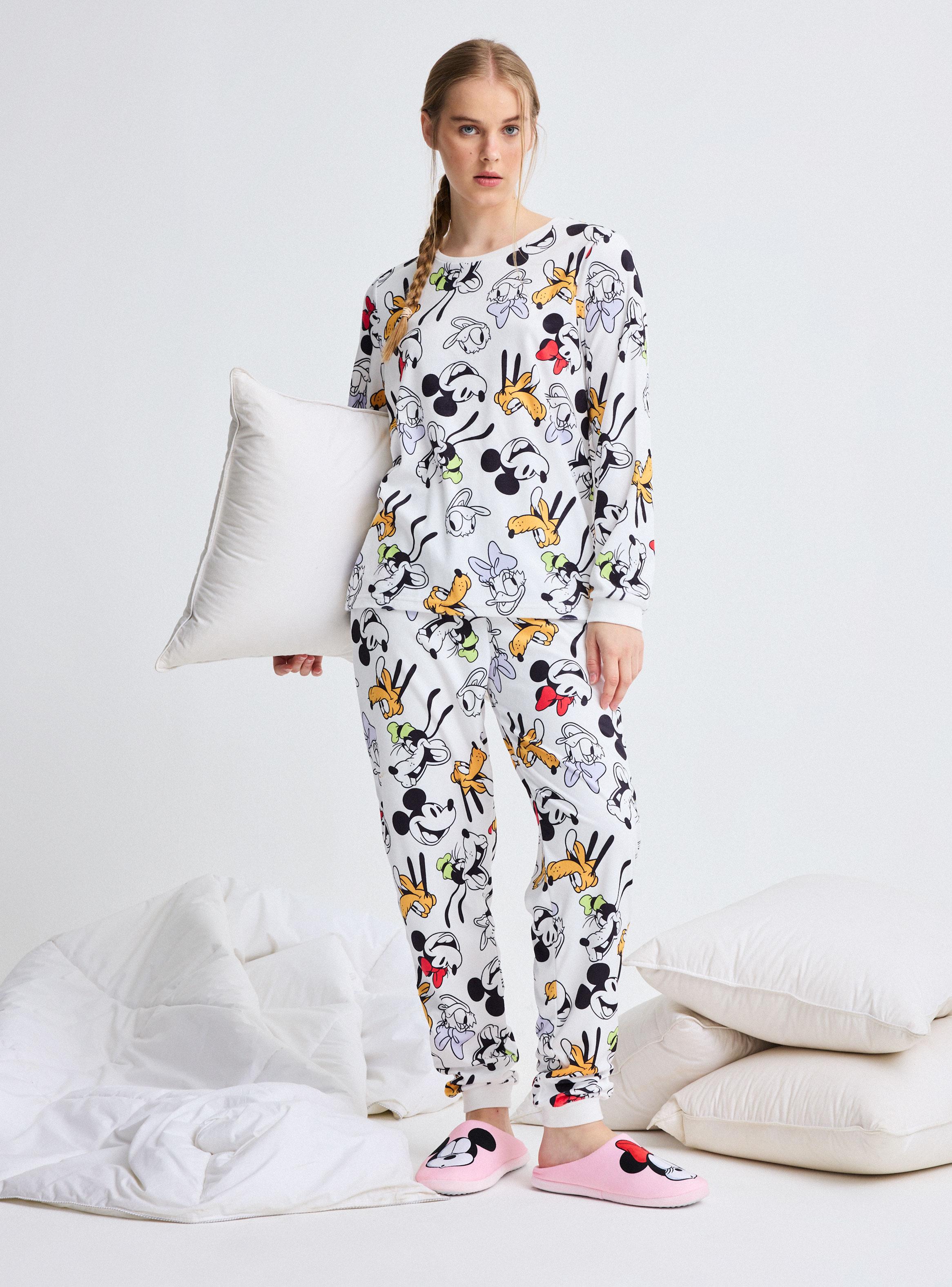 Pijama Disney Mickey Tela Velour Suave y Cálida-4