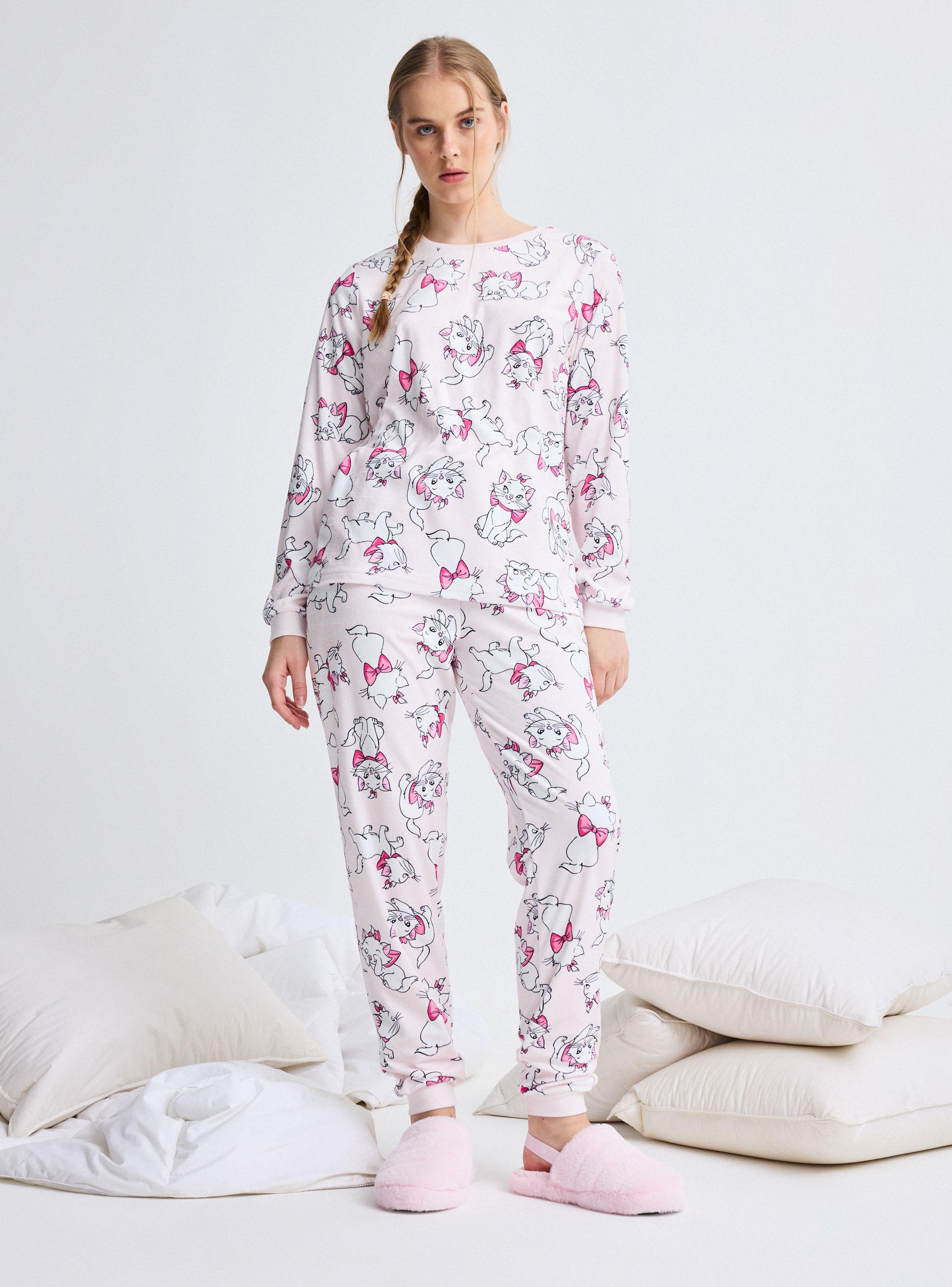 Pijama Disney Marie Tela Velour Suave y Cálida-4