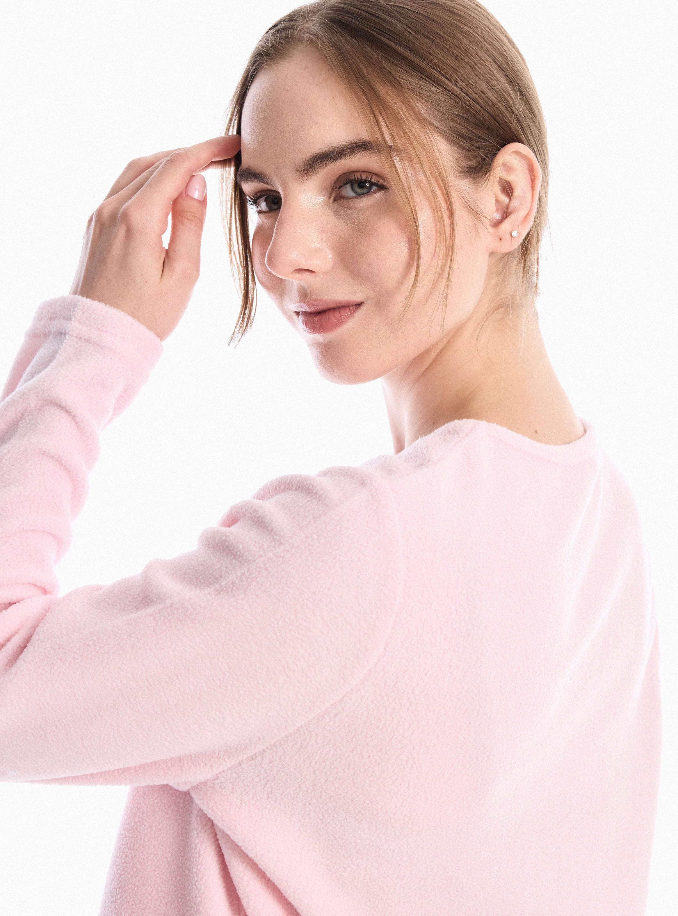 Polera Pijama Polar Suave Cálida Aplicación Bordado-3