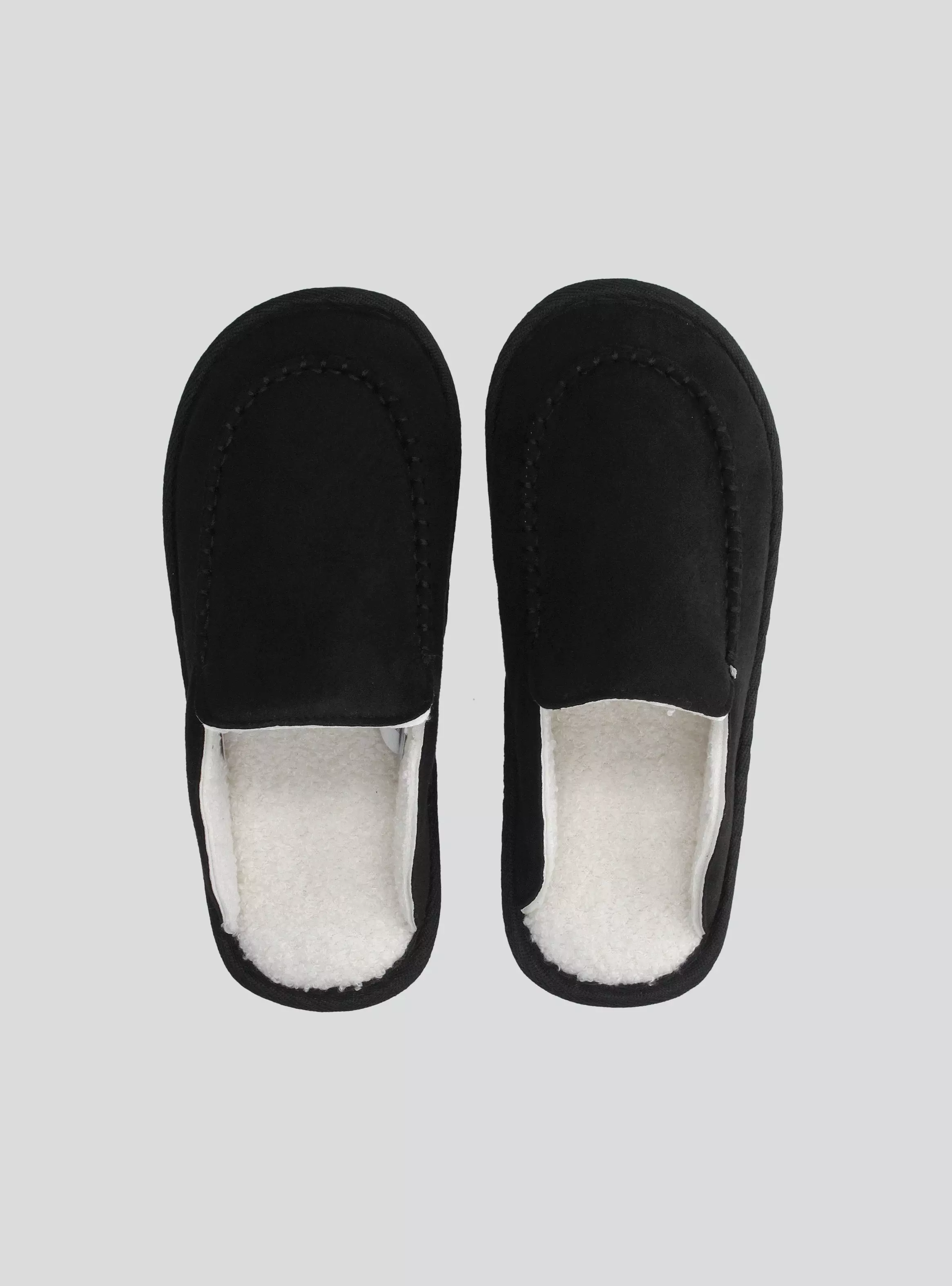 Pantufla Tipo Mocasín Diseño Práctico Fácil de Poner-2