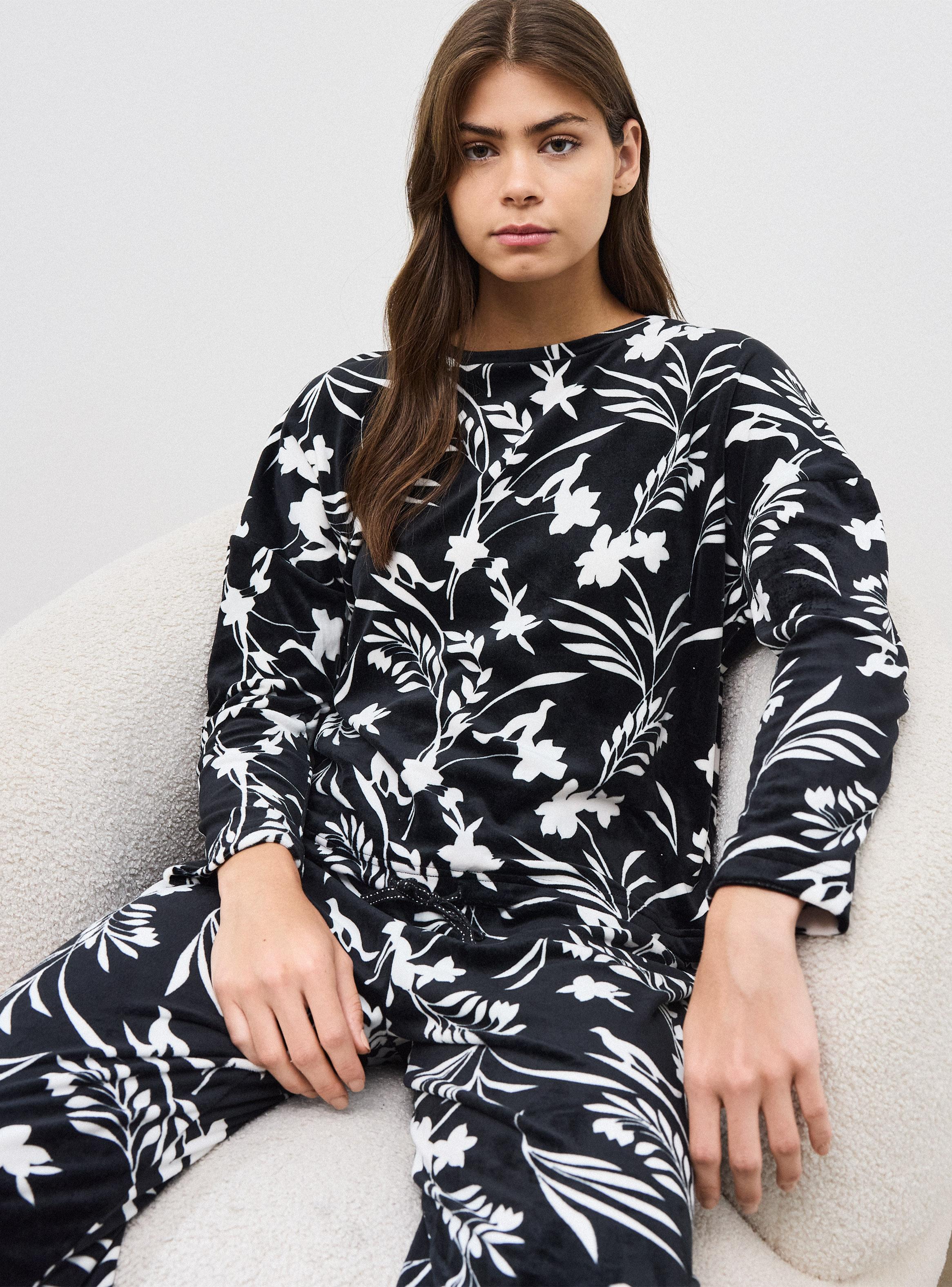 Pijama Estamapado Tela Velour Tacto Muy Suave y Calentito-2